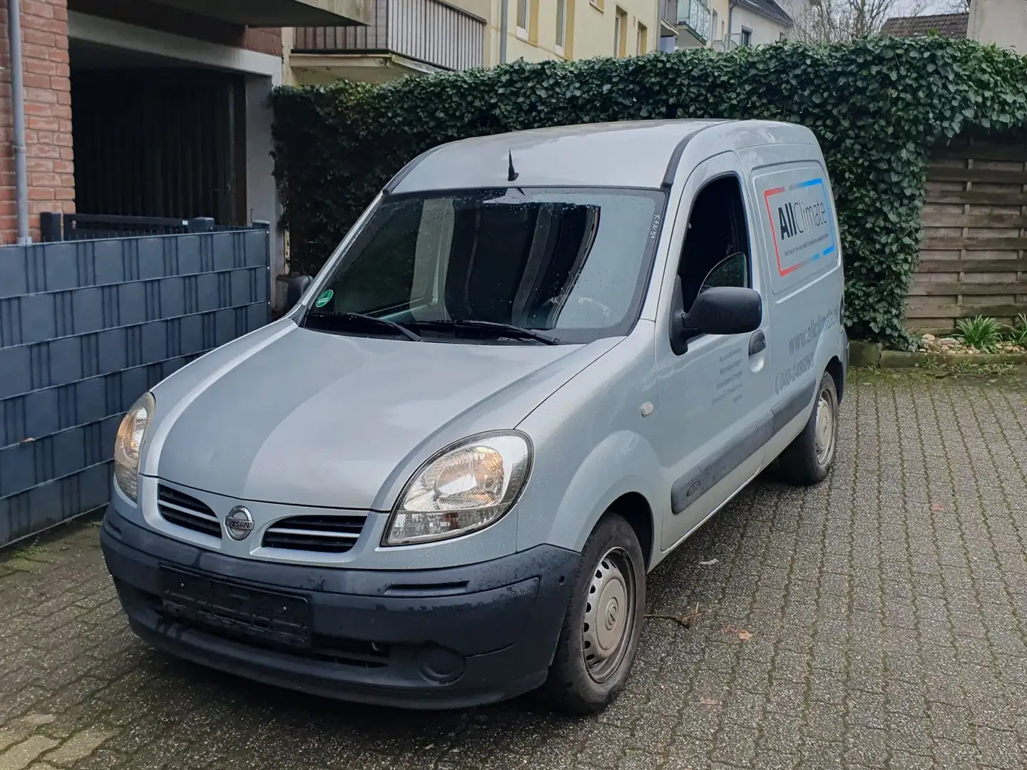 Nissan Almera 1.5 visia Silver - 1