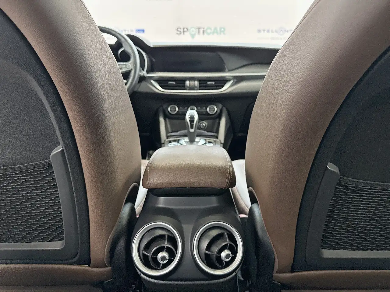 Alfa Romeo Stelvio 2022 — фото 16