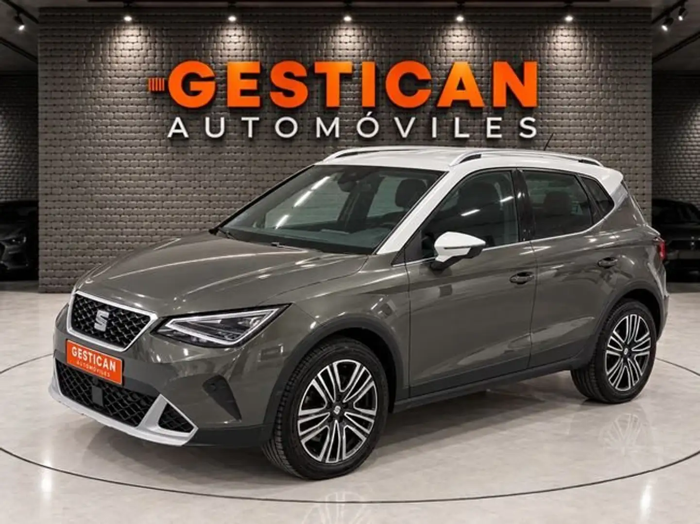 SEAT Arona 1.0 TSI S&S Xperience XS 110 Gris - 1