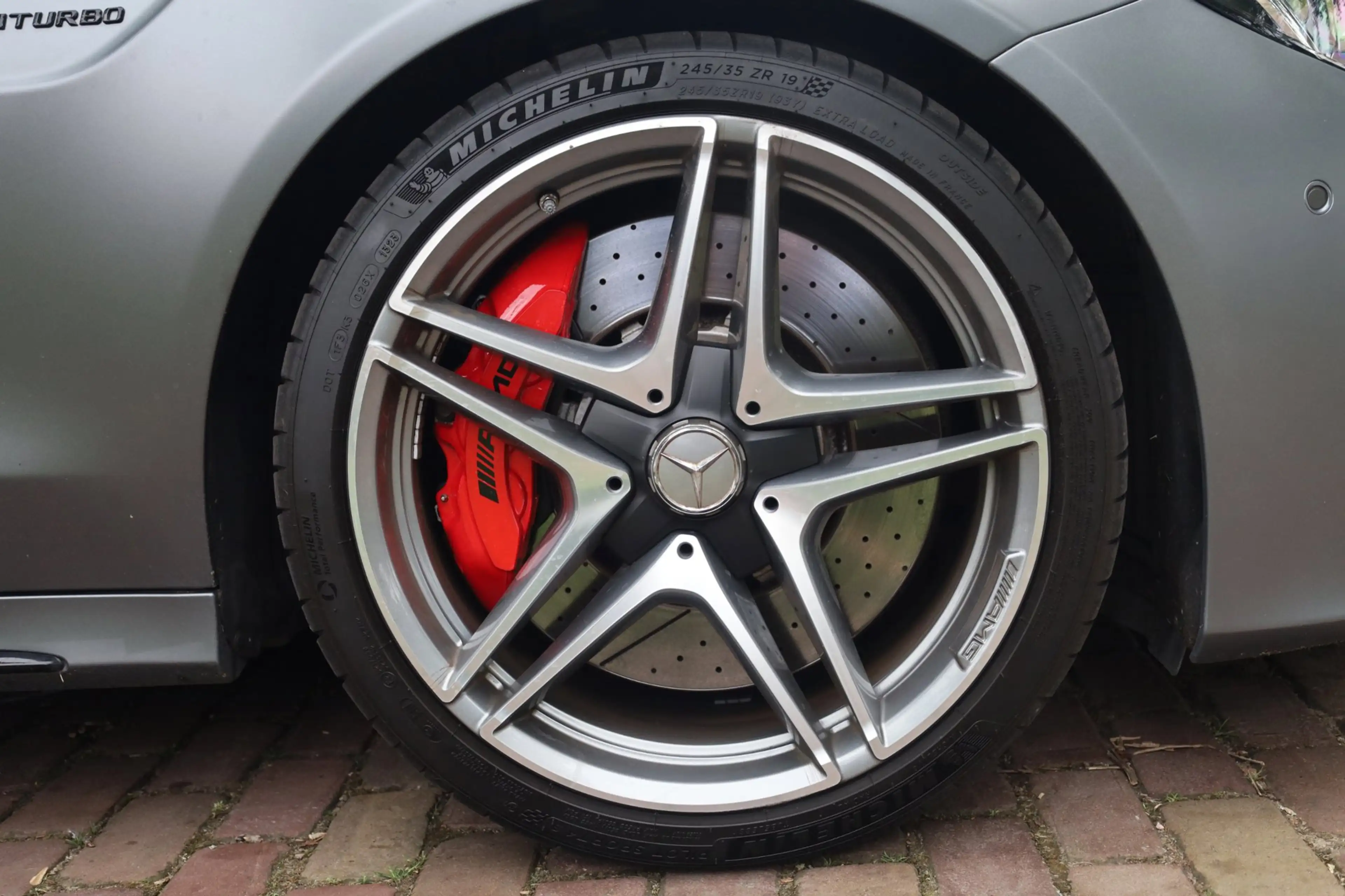 Mercedes-Benz C 63 AMG Estate S Aut. | Panorama | Designo Selenite Grey | — photo 9