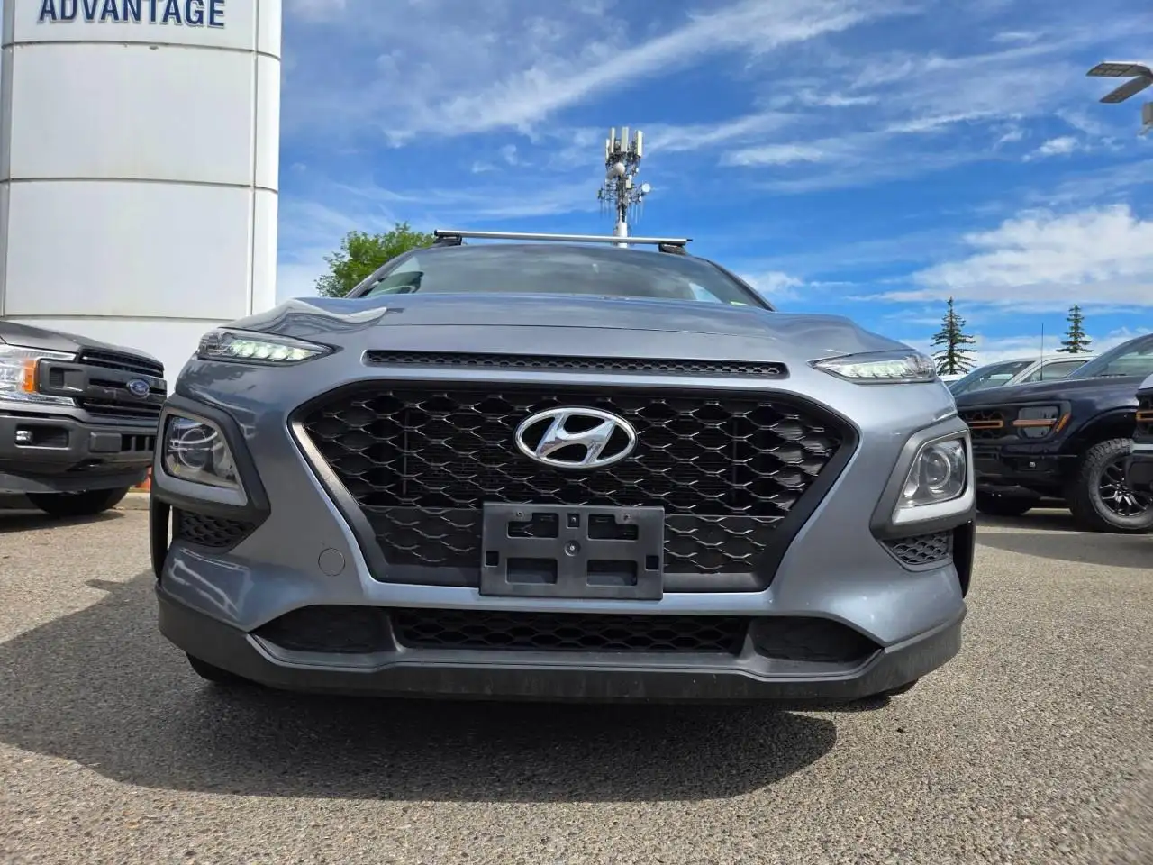 Hyundai KONA снимка Hyundai KONA