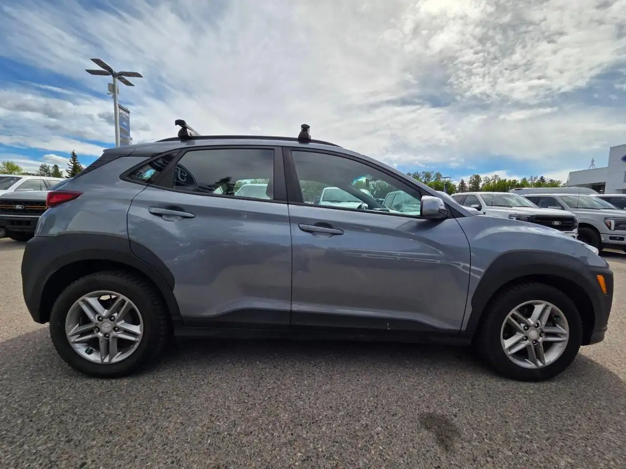 Hyundai KONA снимка Hyundai KONA