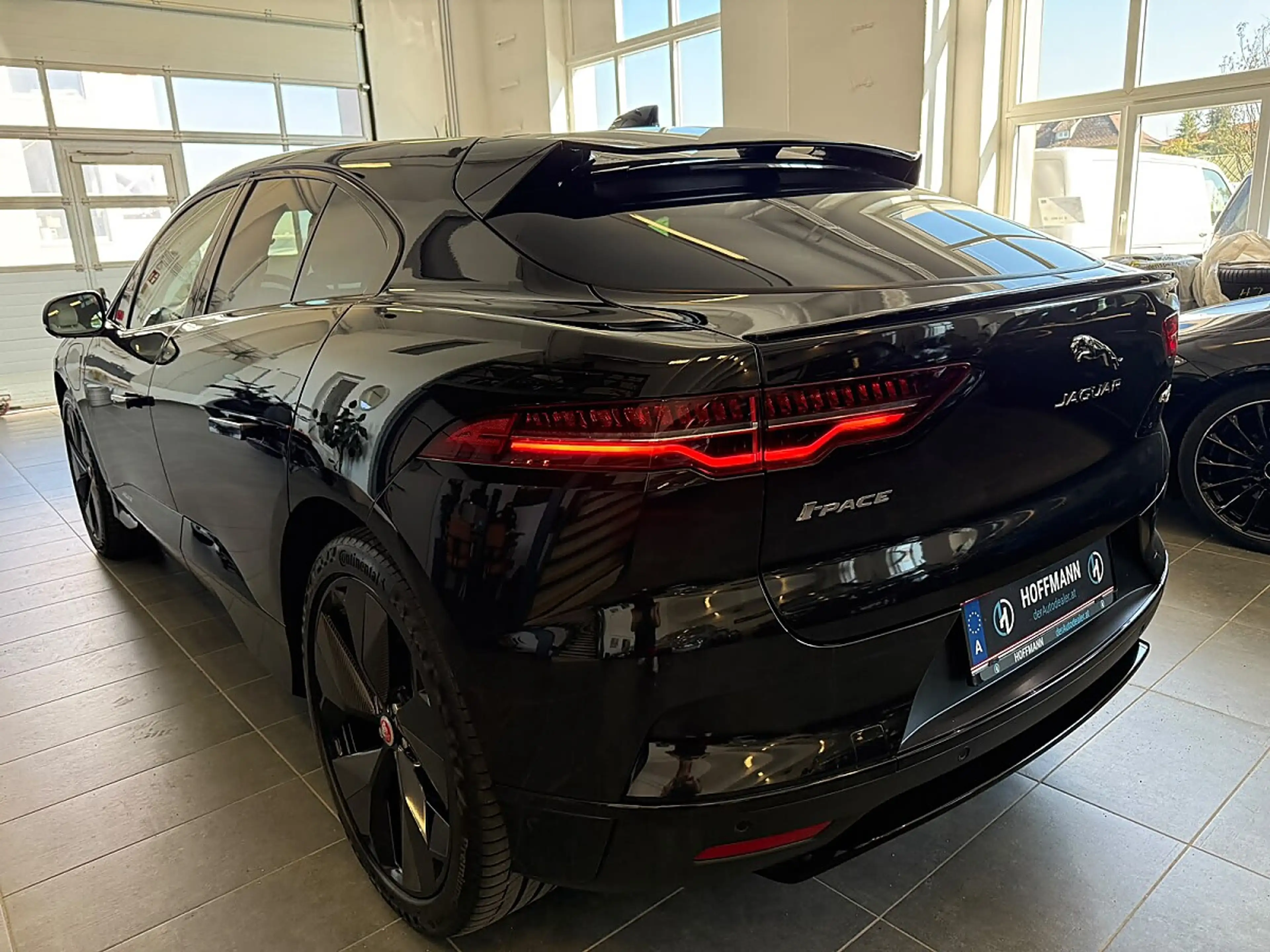 Jaguar I-Pace First Edition EV400 AWD, HUD/Pano/22"Alu — photo 11