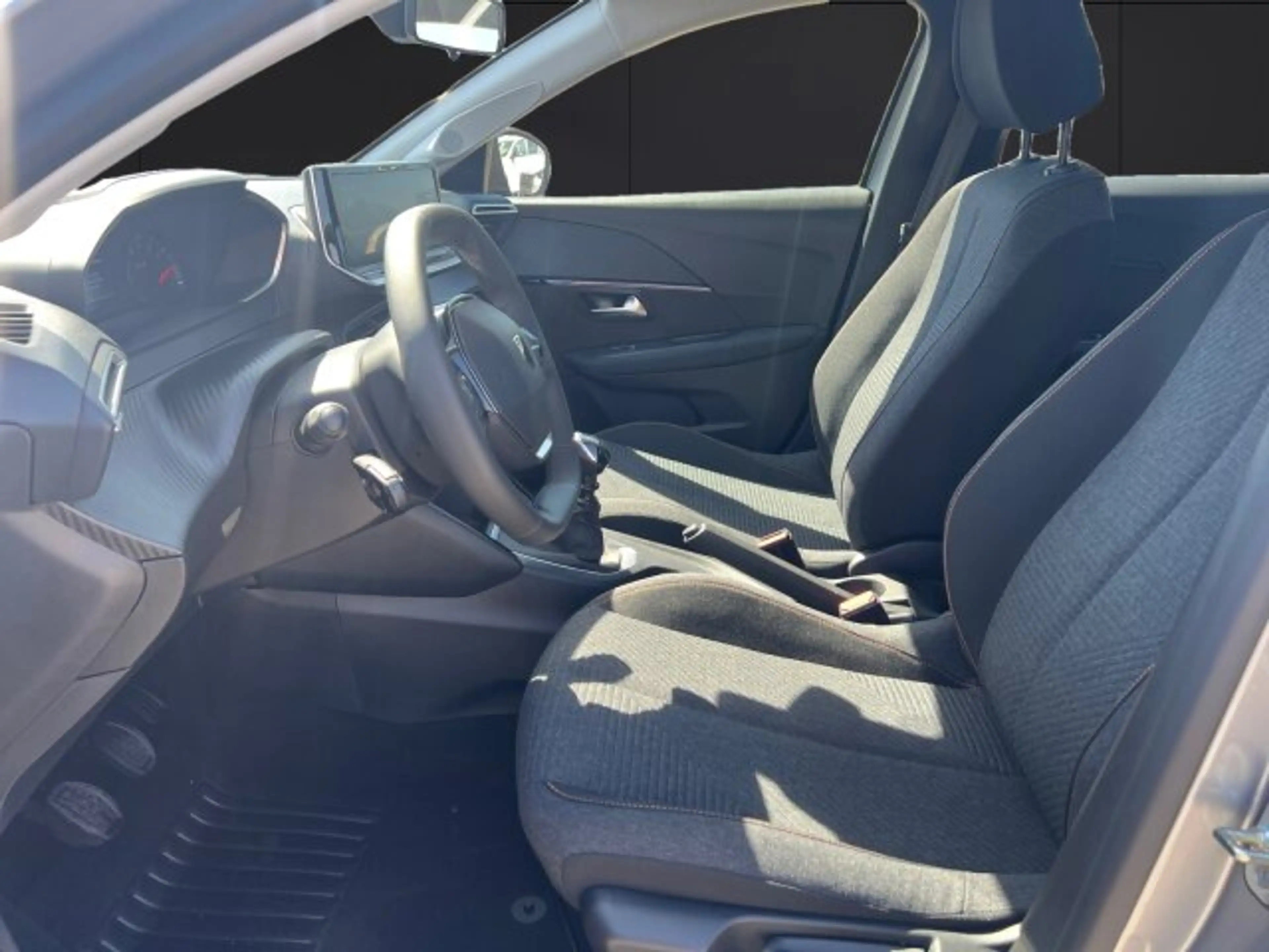 Peugeot 208 208 Style 100 +Klimaanlage+Mirrorscreen+EPH+LED+ — photo 9