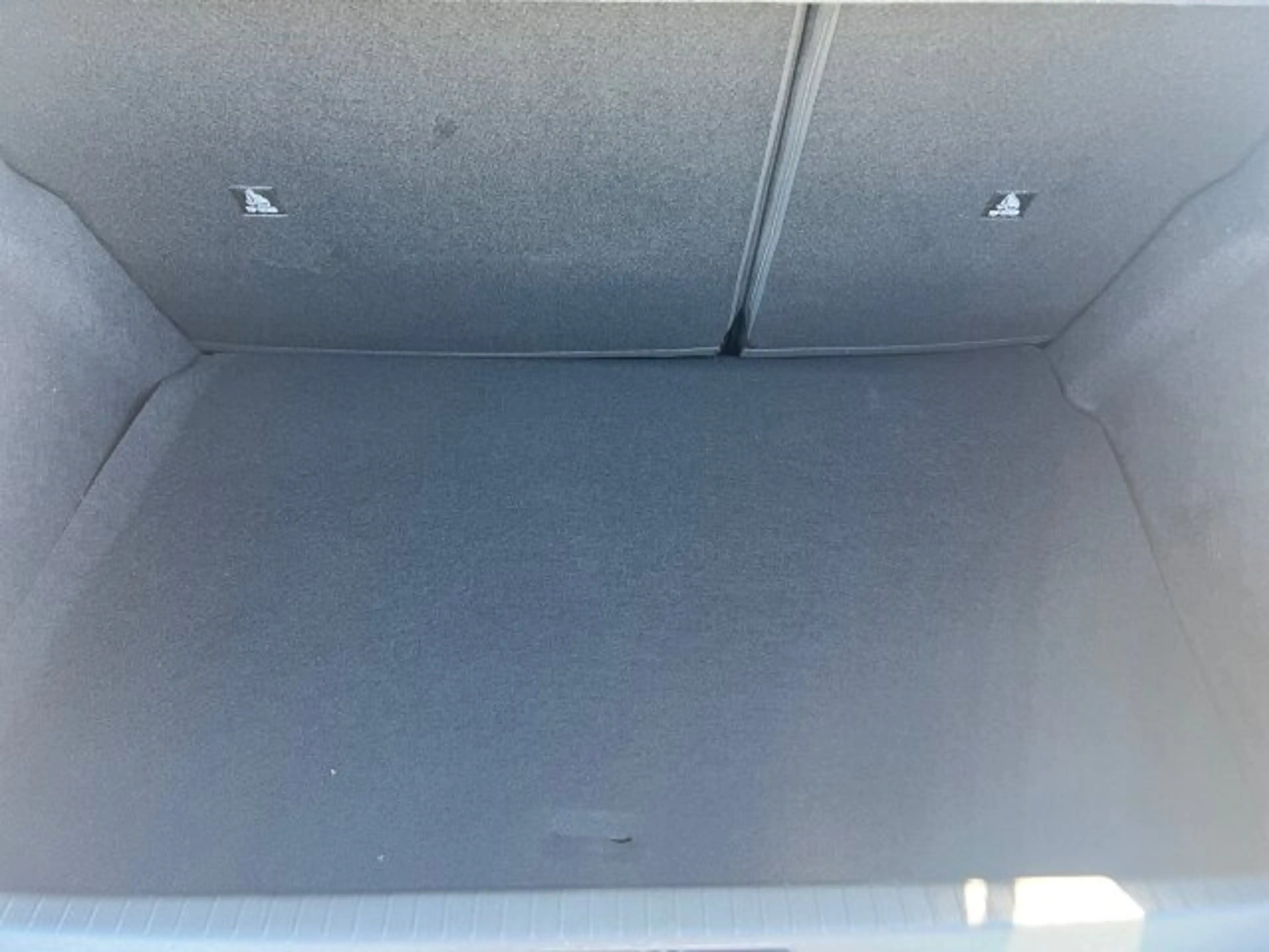 Peugeot 208 208 Style 100 +Klimaanlage+Mirrorscreen+EPH+LED+ — photo 18