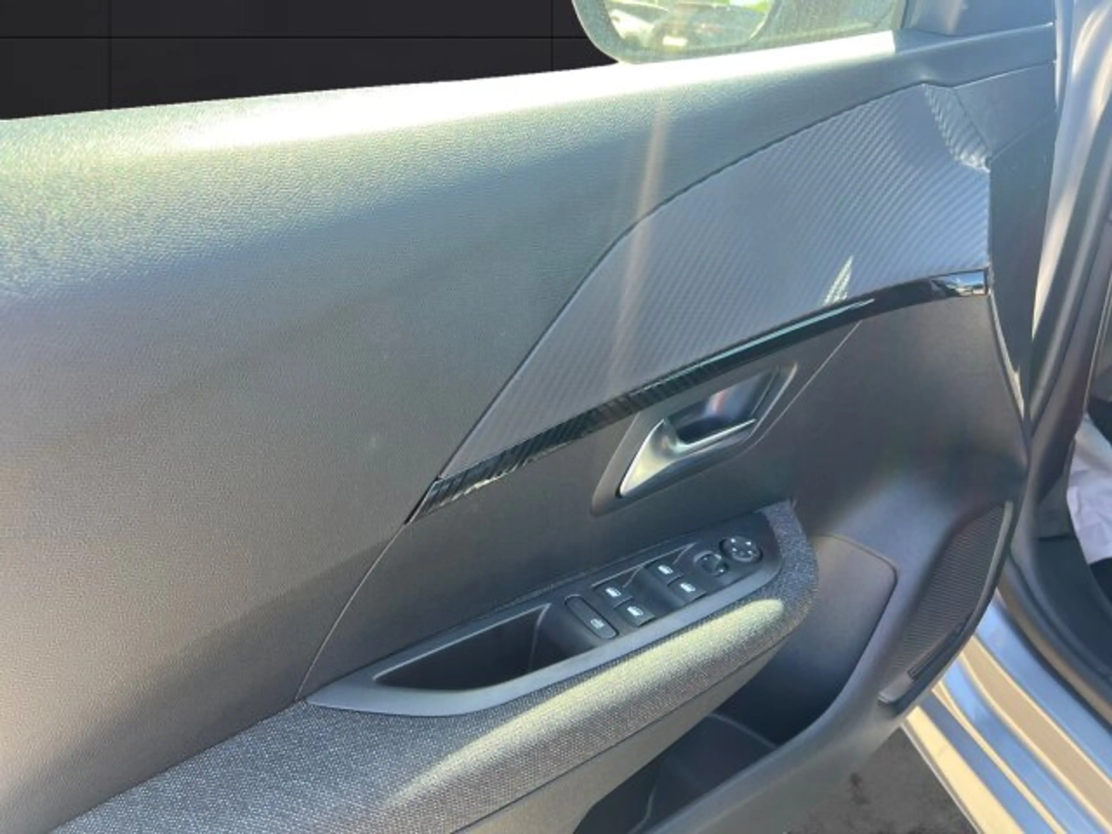 Peugeot 208 208 Style 100 +Klimaanlage+Mirrorscreen+EPH+LED+ — photo 8