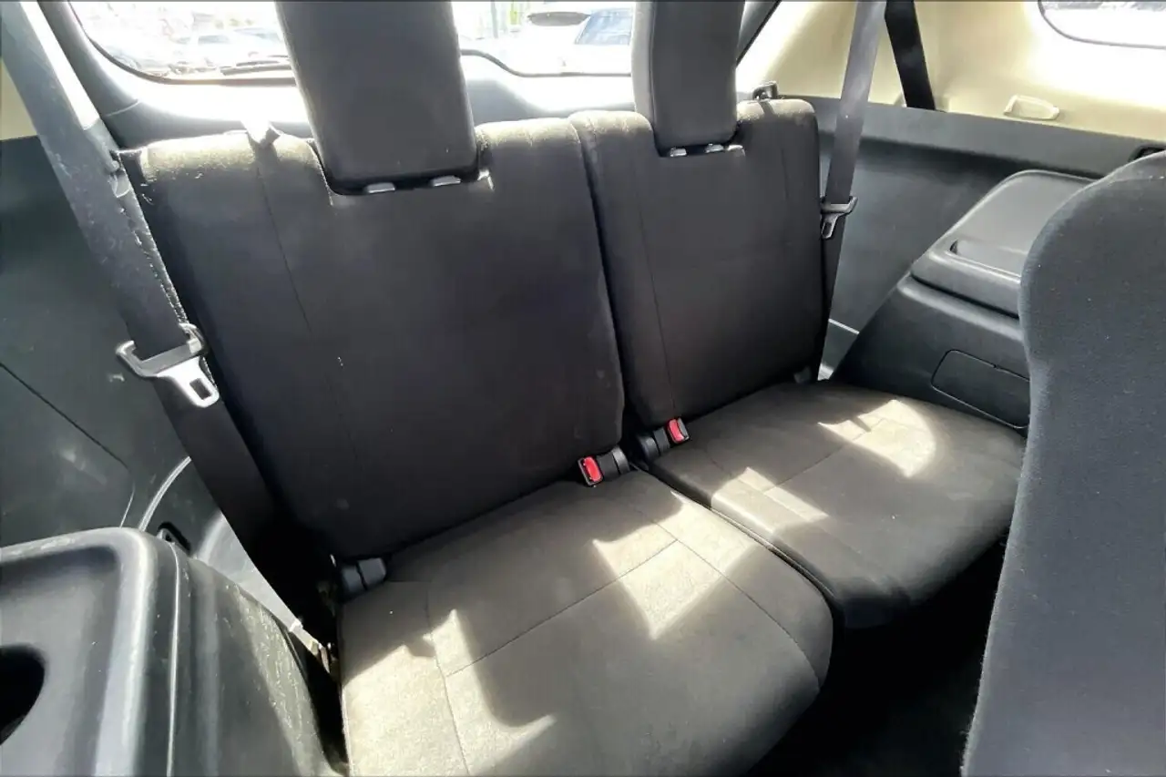 Mitsubishi Outlander снимка Mitsubishi Outlander