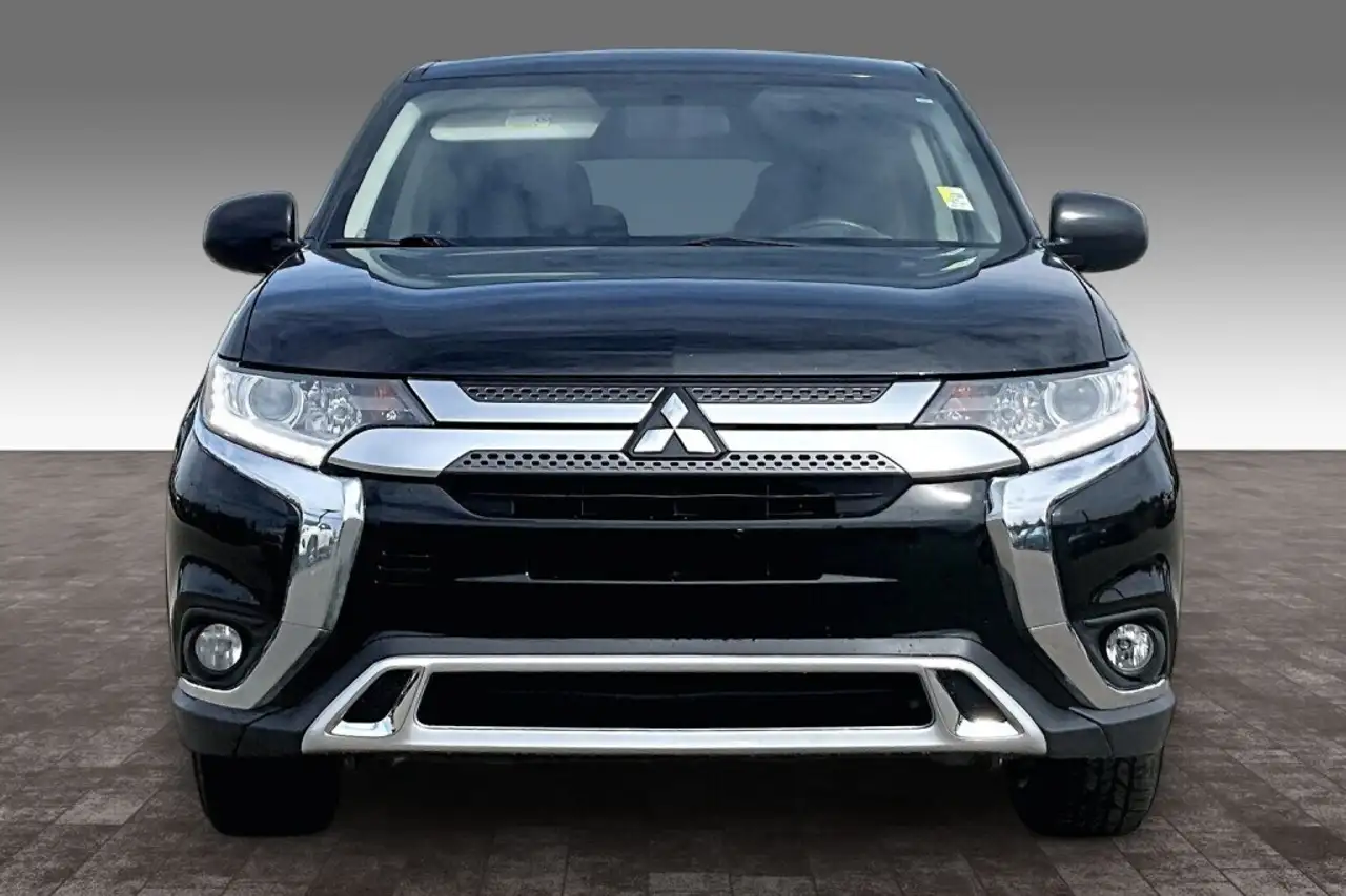 Mitsubishi Outlander снимка Mitsubishi Outlander