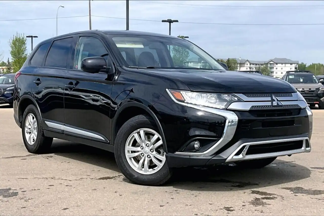 Mitsubishi Outlander снимка Mitsubishi Outlander