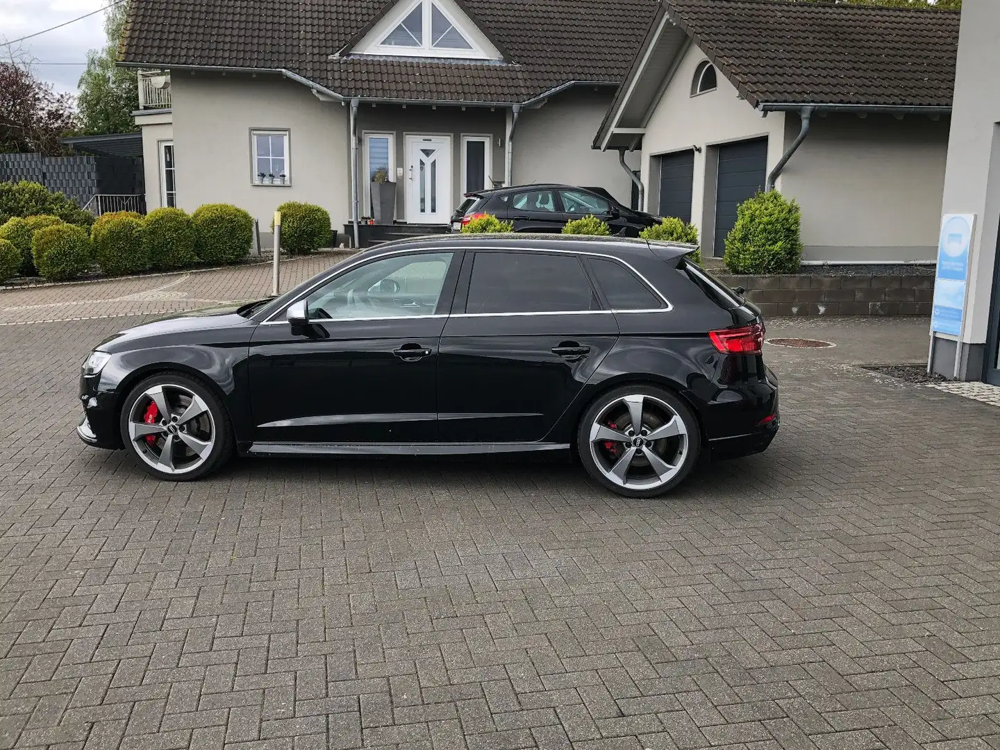 Audi RS3 Sportback 2.5 TFSI 400PSquattro*LED*Ohne OPF Noir - 2