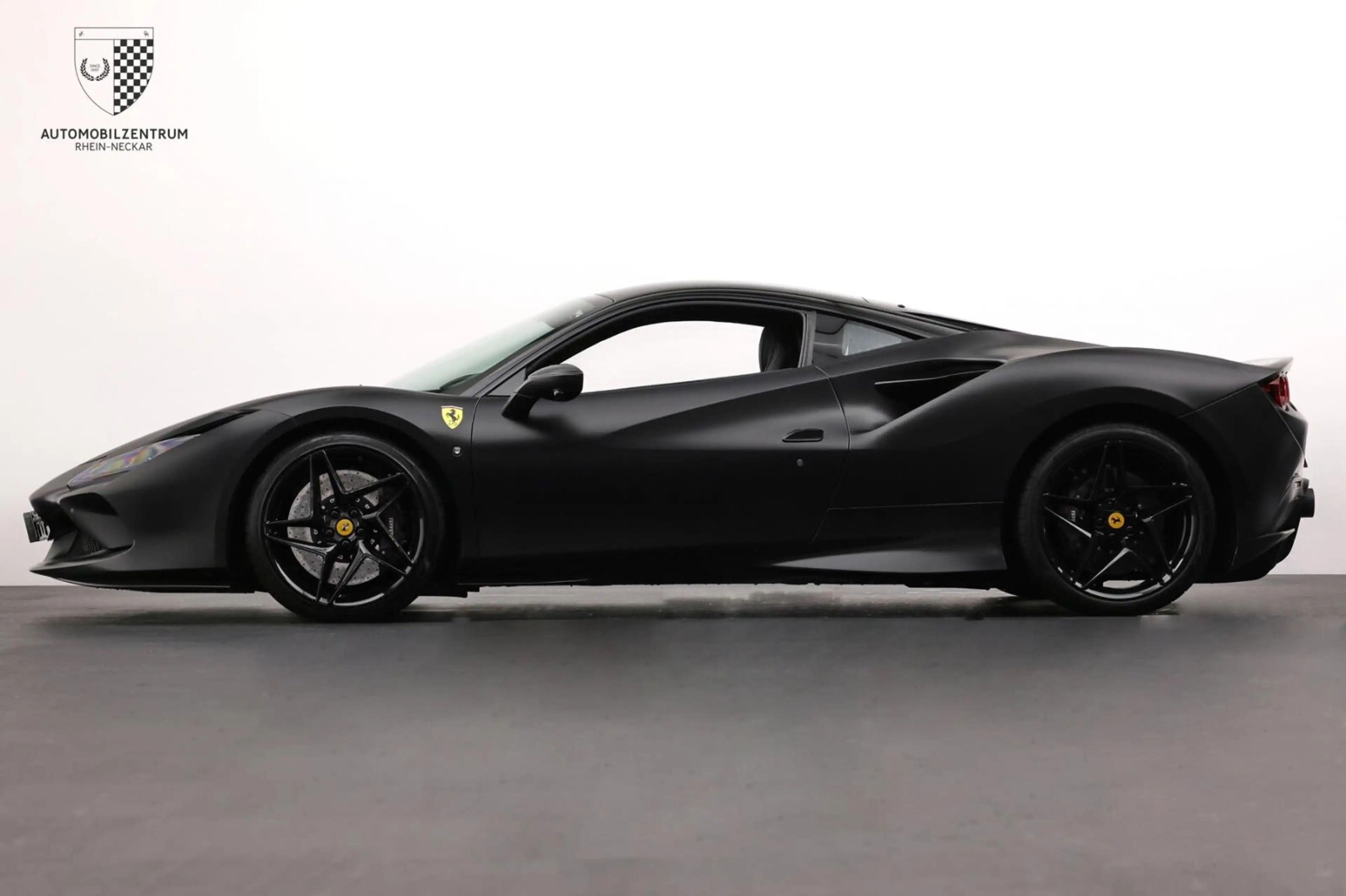Ferrari F8 Tributo F8 Tributo Carbon-LED/Lift/360Kam/Garantie05/27 — photo 6
