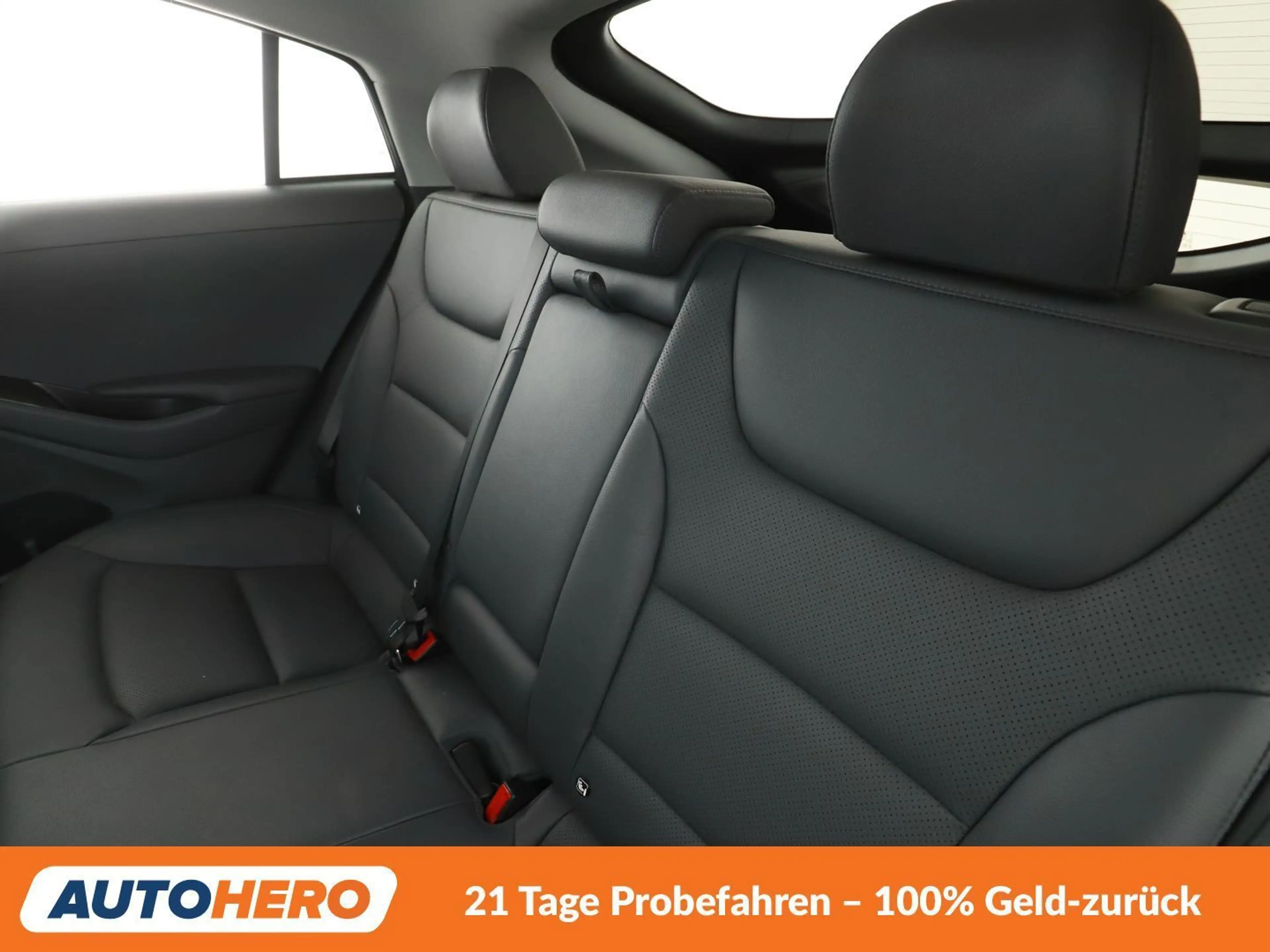 Hyundai IONIQ 1.6 Plug-in Hybrid Prime Aut.*NAV*ACC*CAM*PDC*SHZ* — photo 14