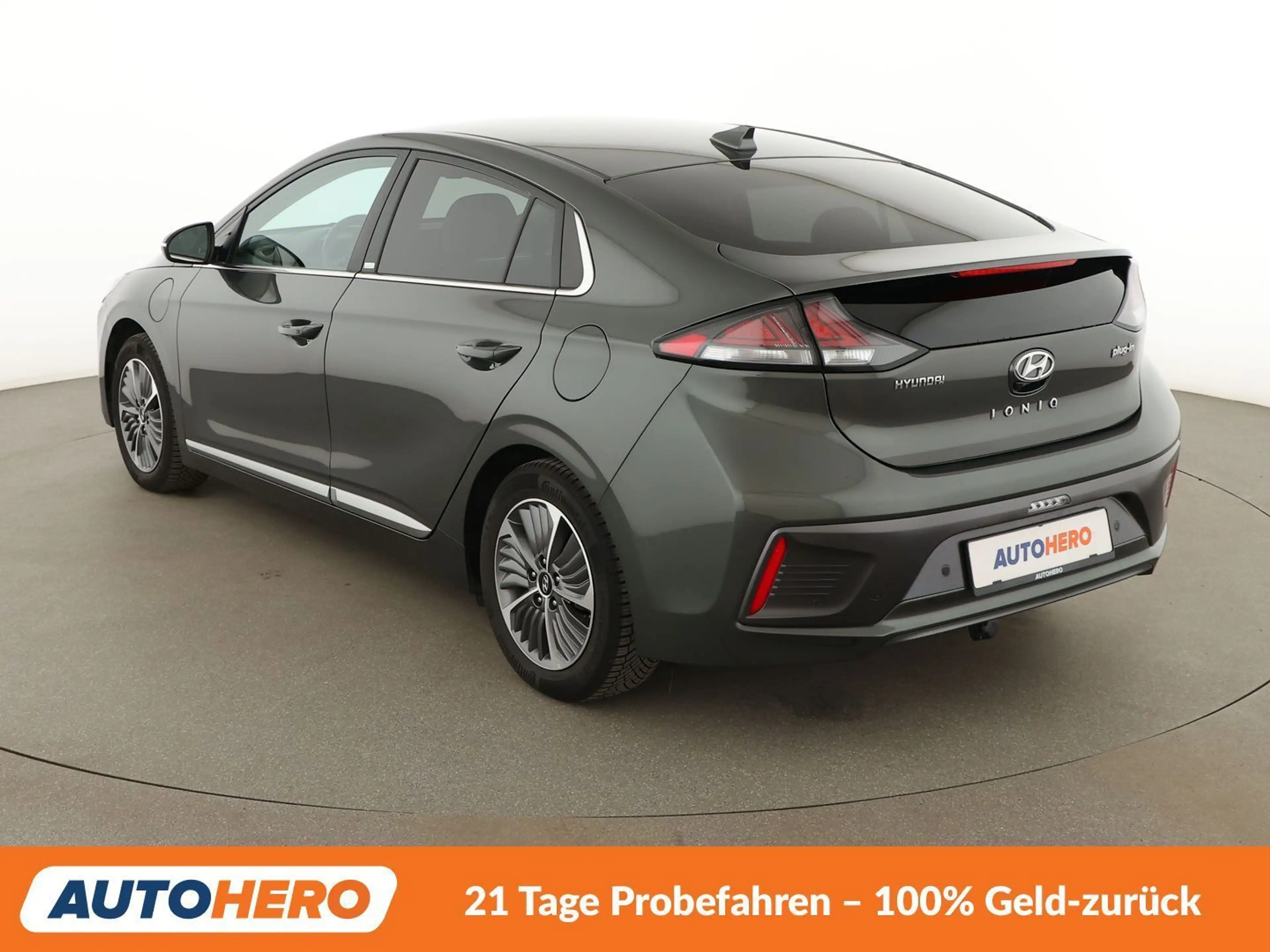 Hyundai IONIQ 1.6 Plug-in Hybrid Prime Aut.*NAV*ACC*CAM*PDC*SHZ* — photo 4