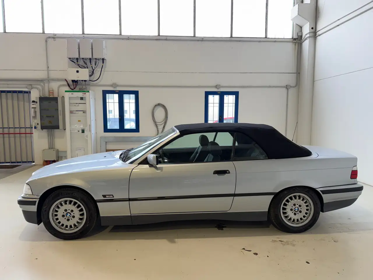 BMW 320 Serie 3 E36 Cabrio 320i Cabrio, foto 2