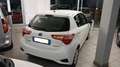 Toyota Yaris Yaris 5p 1.5h Cool Ok Neopat Prezzo Piu Passaggio Blanc - thumbnail 4