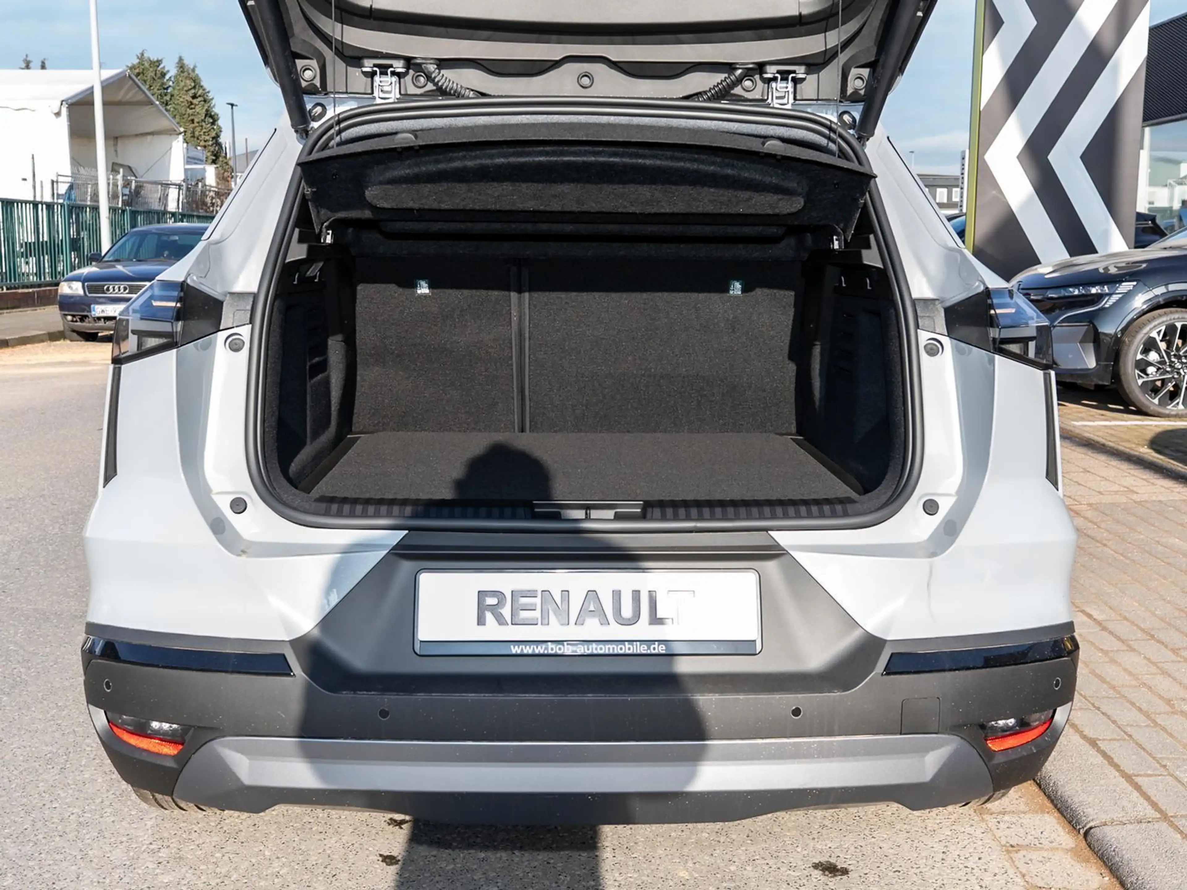 Renault Symbioz Esprit Alpine Mild Hybrid 140 EDC NAVI — photo 7