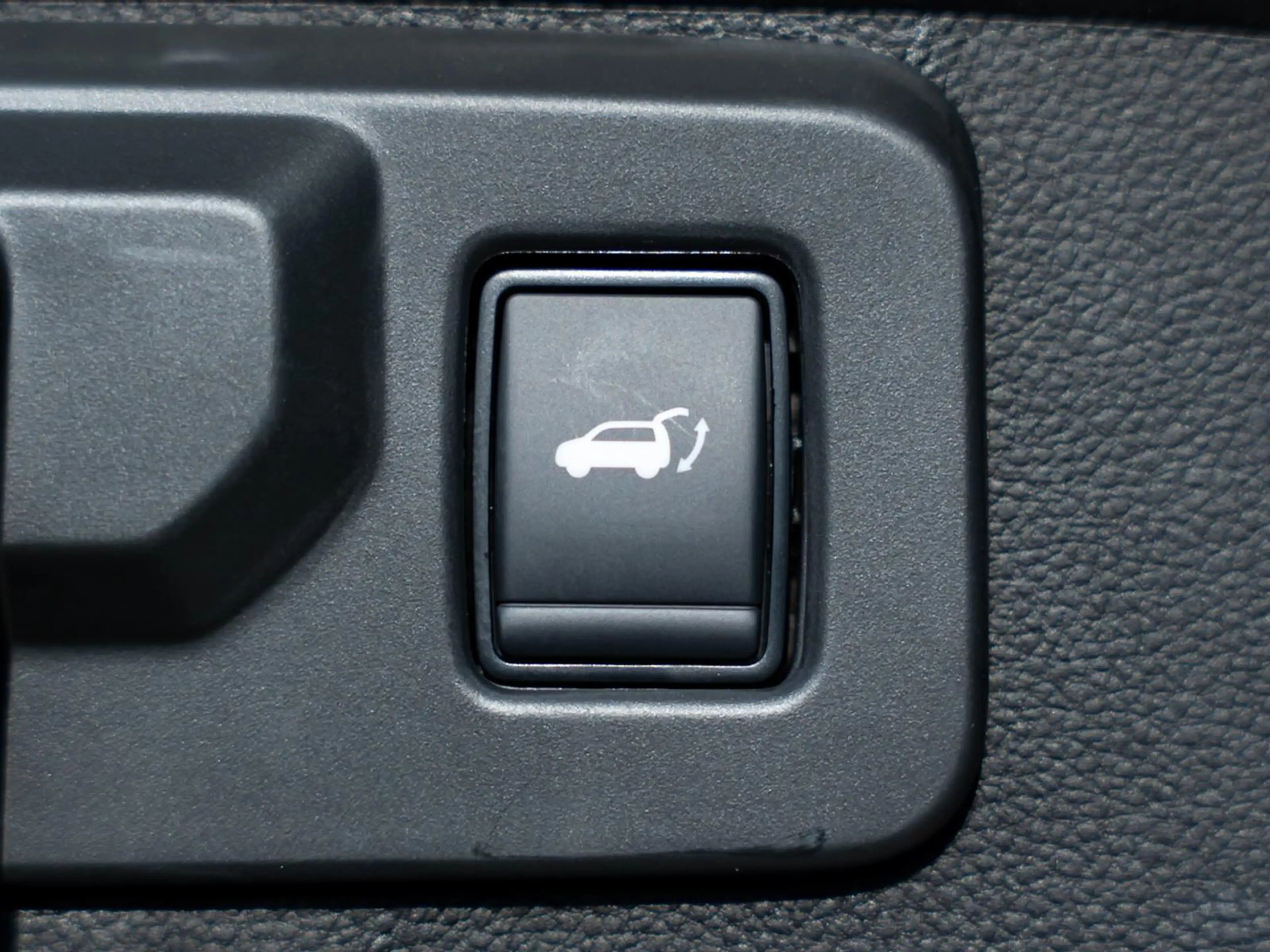 Renault Symbioz Esprit Alpine Mild Hybrid 140 EDC NAVI — photo 14