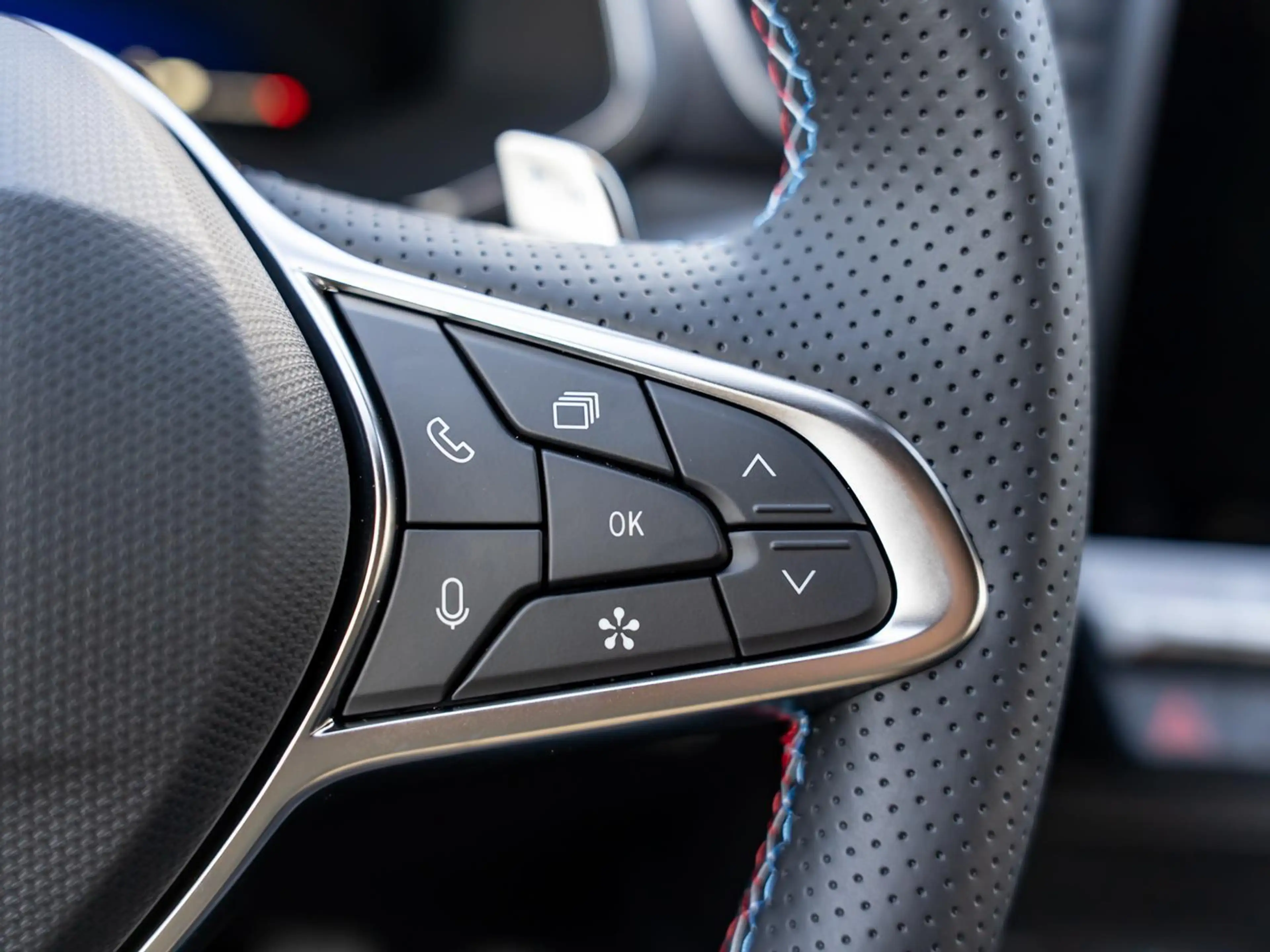 Renault Symbioz Esprit Alpine Mild Hybrid 140 EDC NAVI — photo 11