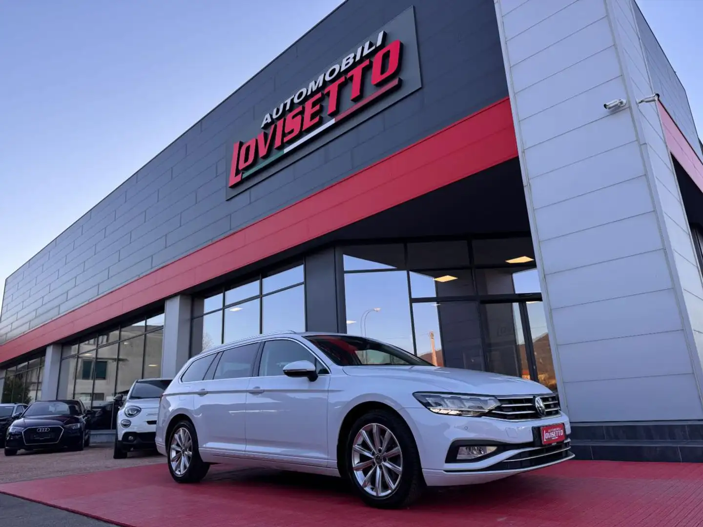 Volkswagen Passat Variant 2.0 TDI SCR 122 CV DSG Business Blanco - 1