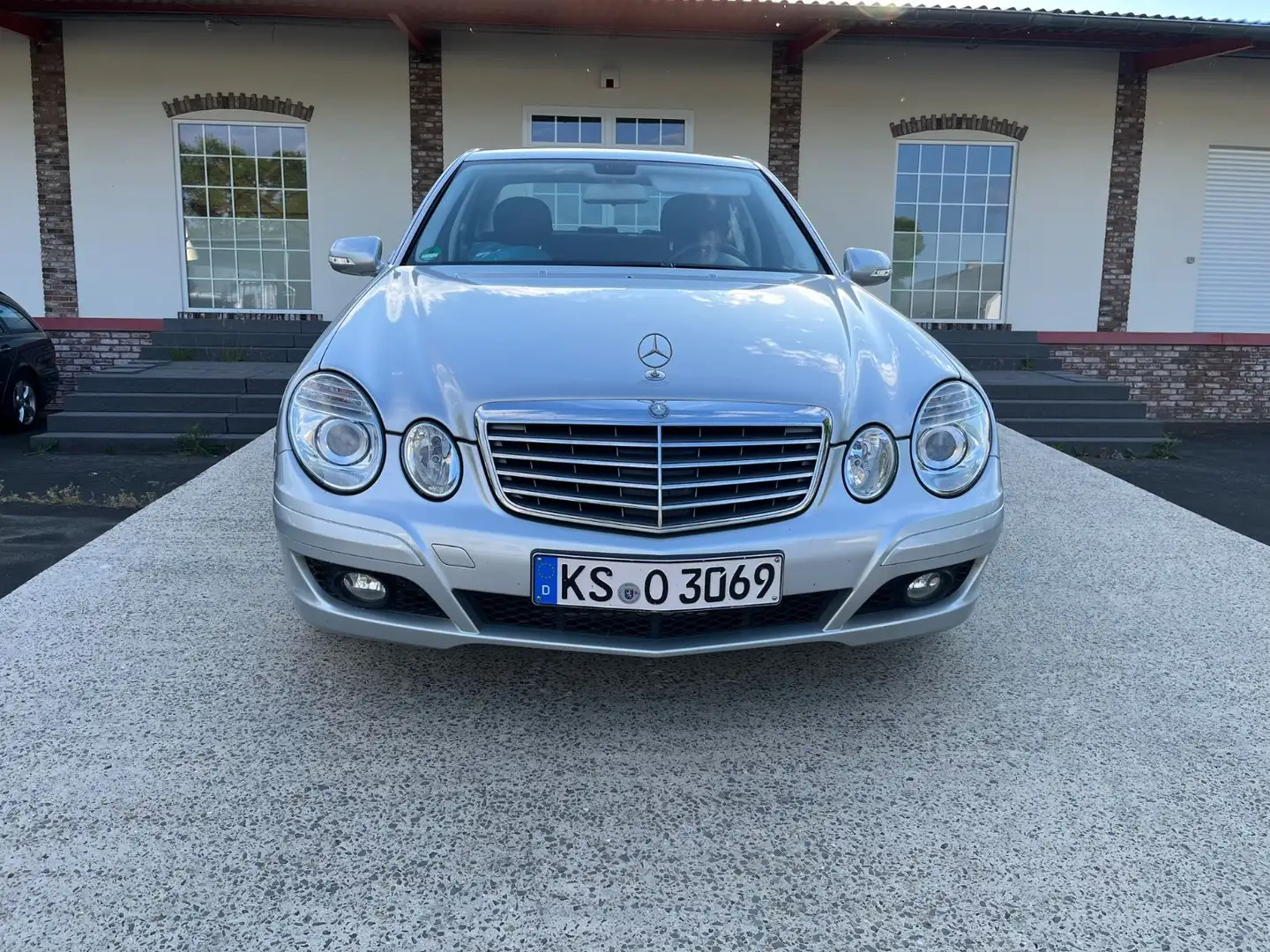Mercedes-Benz E 200 CDI DPF, Facelift Silver - 2