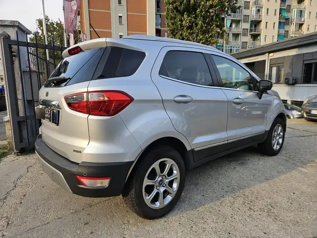 Ford Ecosport view 4