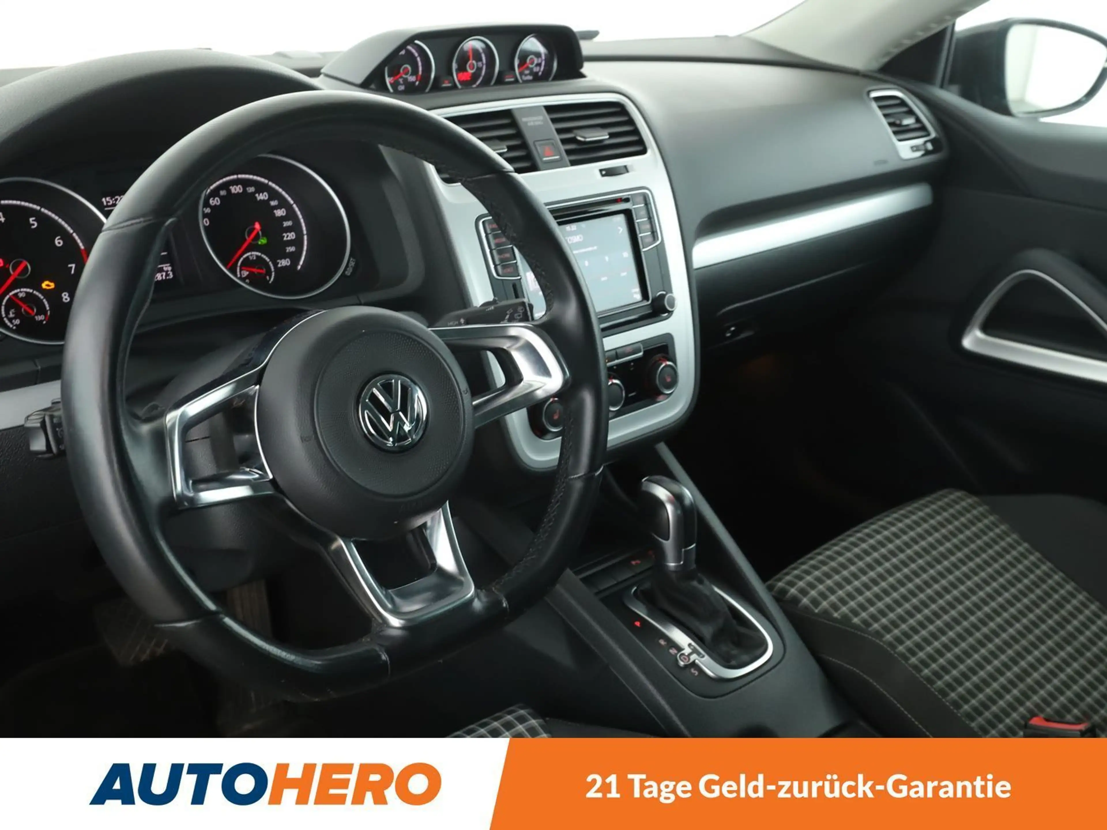 Volkswagen Scirocco 2.0 TSI BlueMotion Aut.*PDC*TEMPO*SHZ* — photo 11