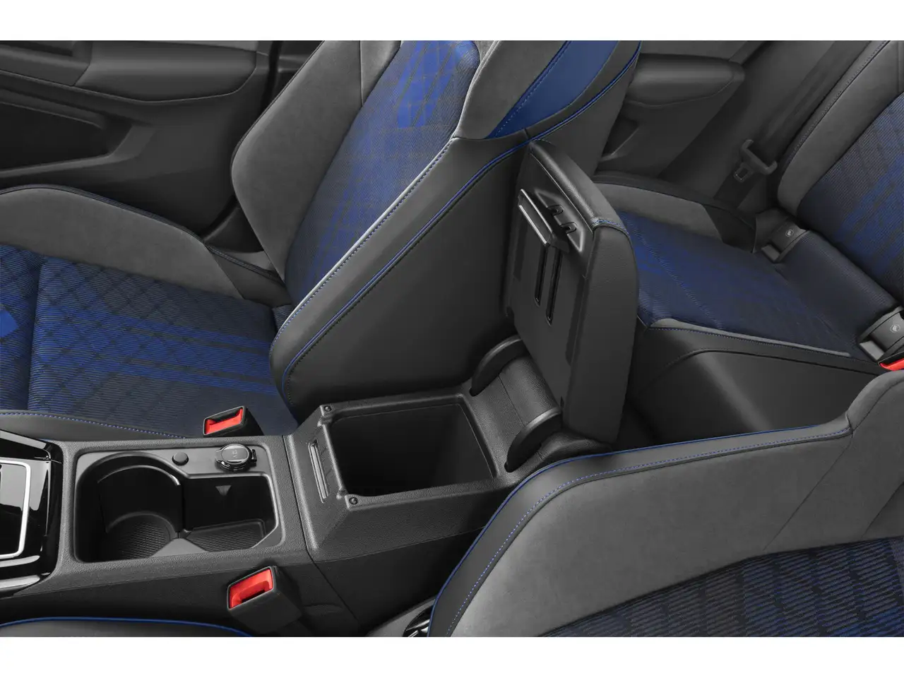 Volkswagen Golf R photo Volkswagen Golf R
