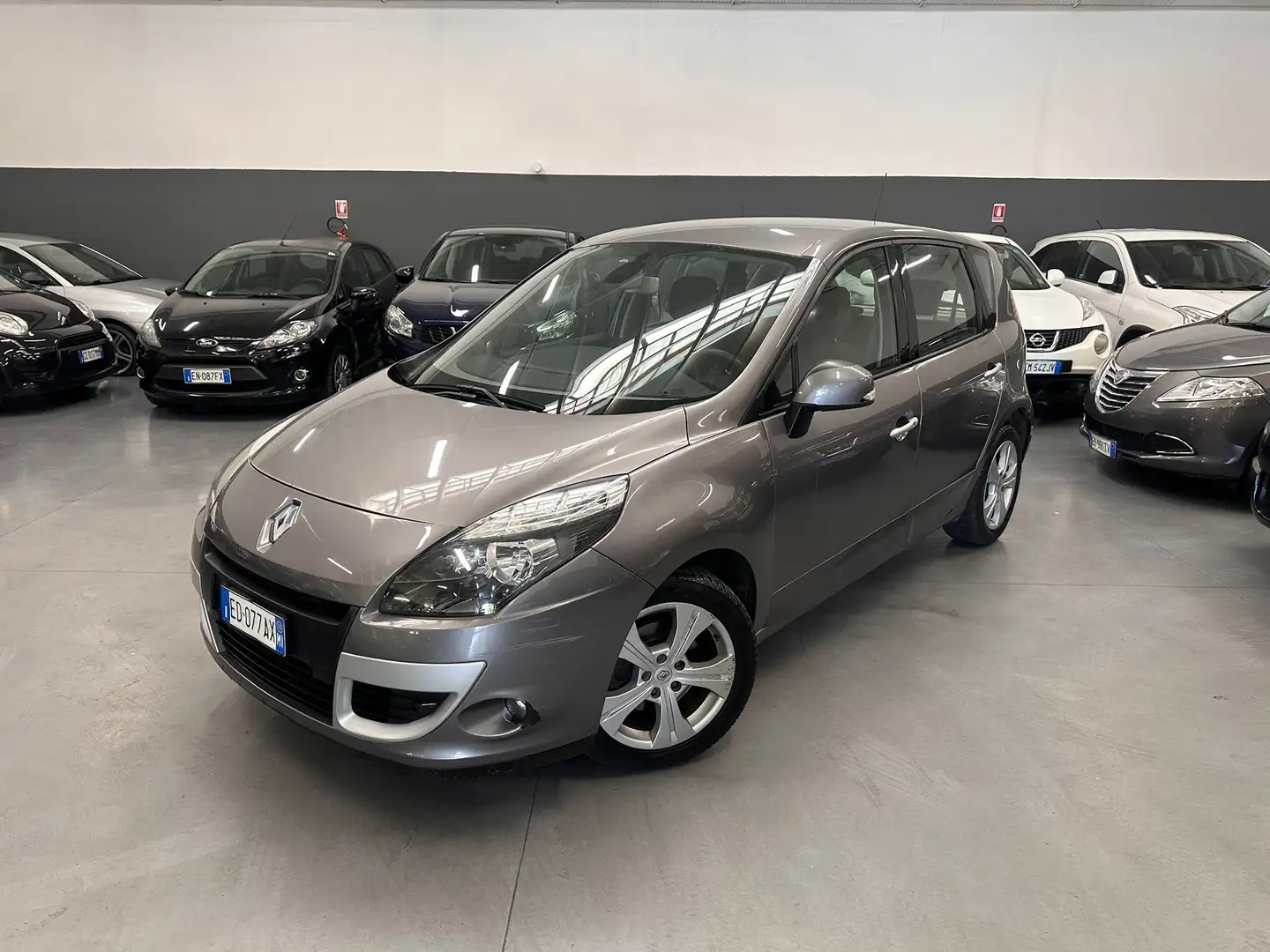 Renault Scenic X-Mod 1.5 dci neopatentati - 2