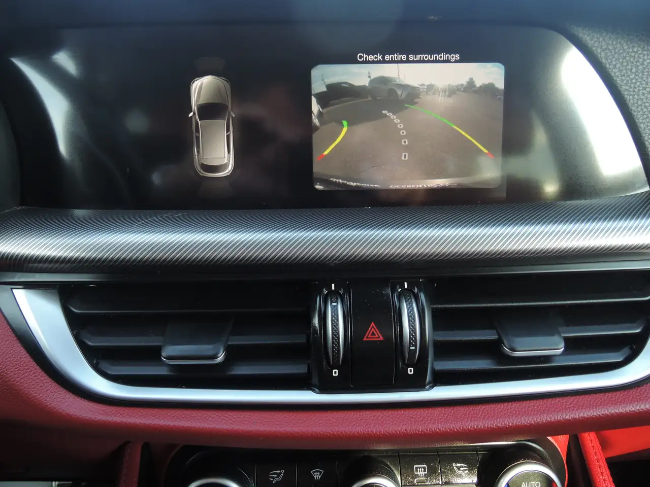 Alfa Romeo Stelvio снимка Alfa Romeo Stelvio