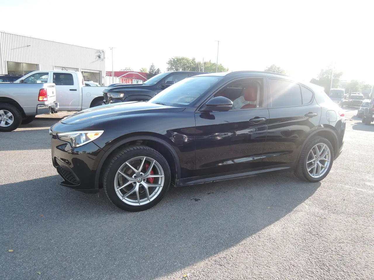 Alfa Romeo Stelvio снимка Alfa Romeo Stelvio
