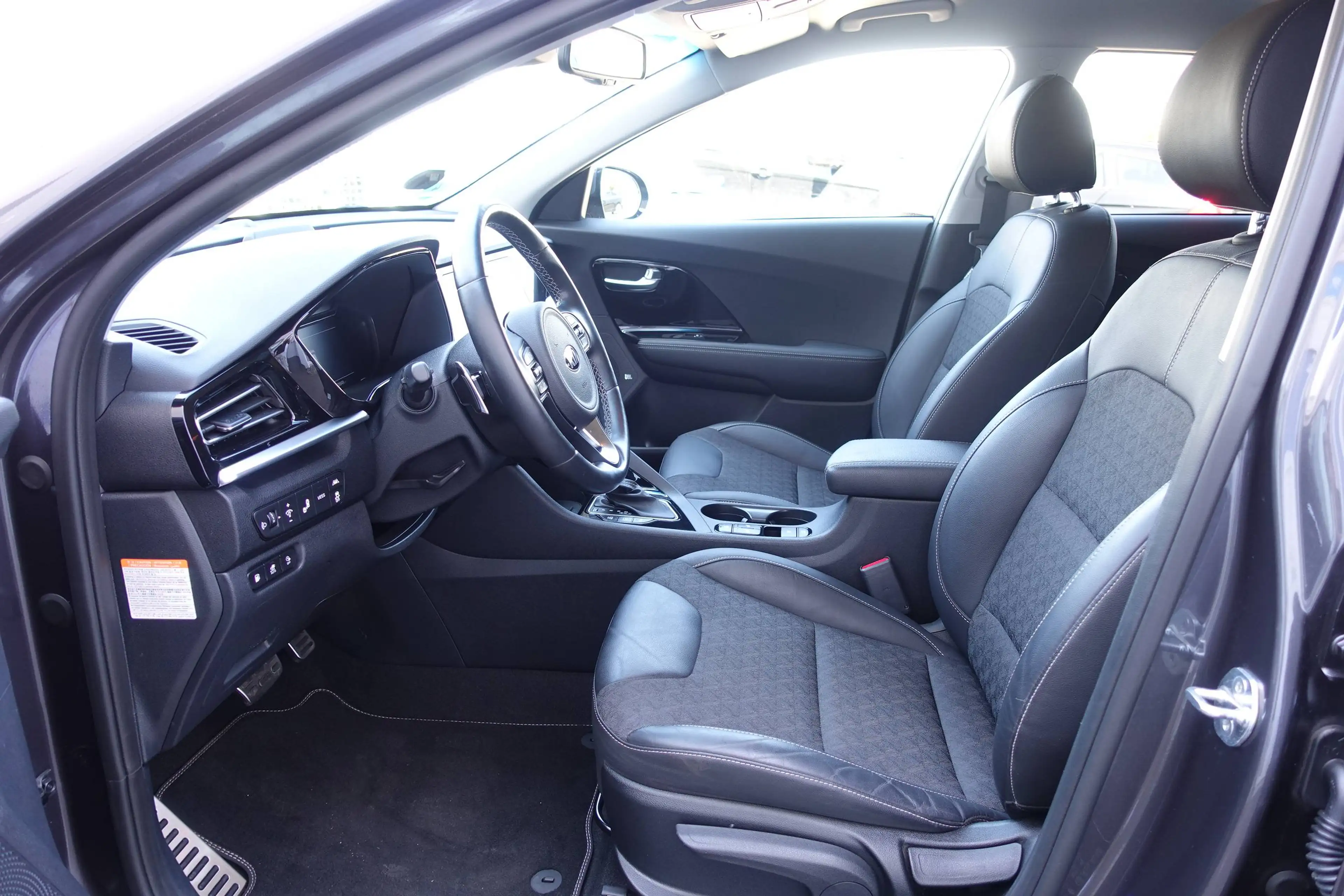 Kia Niro Niro Spirit Plug-in Hybrid NAVI"LED"AHK"KAMERA — photo 15