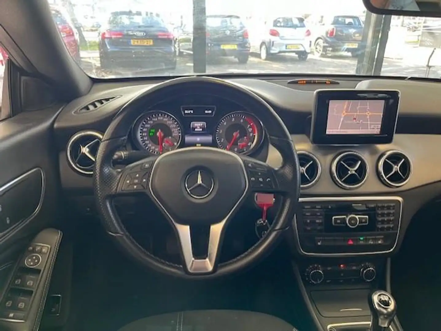 Mercedes-Benz CLA 180 Edition 1/Navigatie/Half Leder/Airco/Stoelverwarmi Gris - 2
