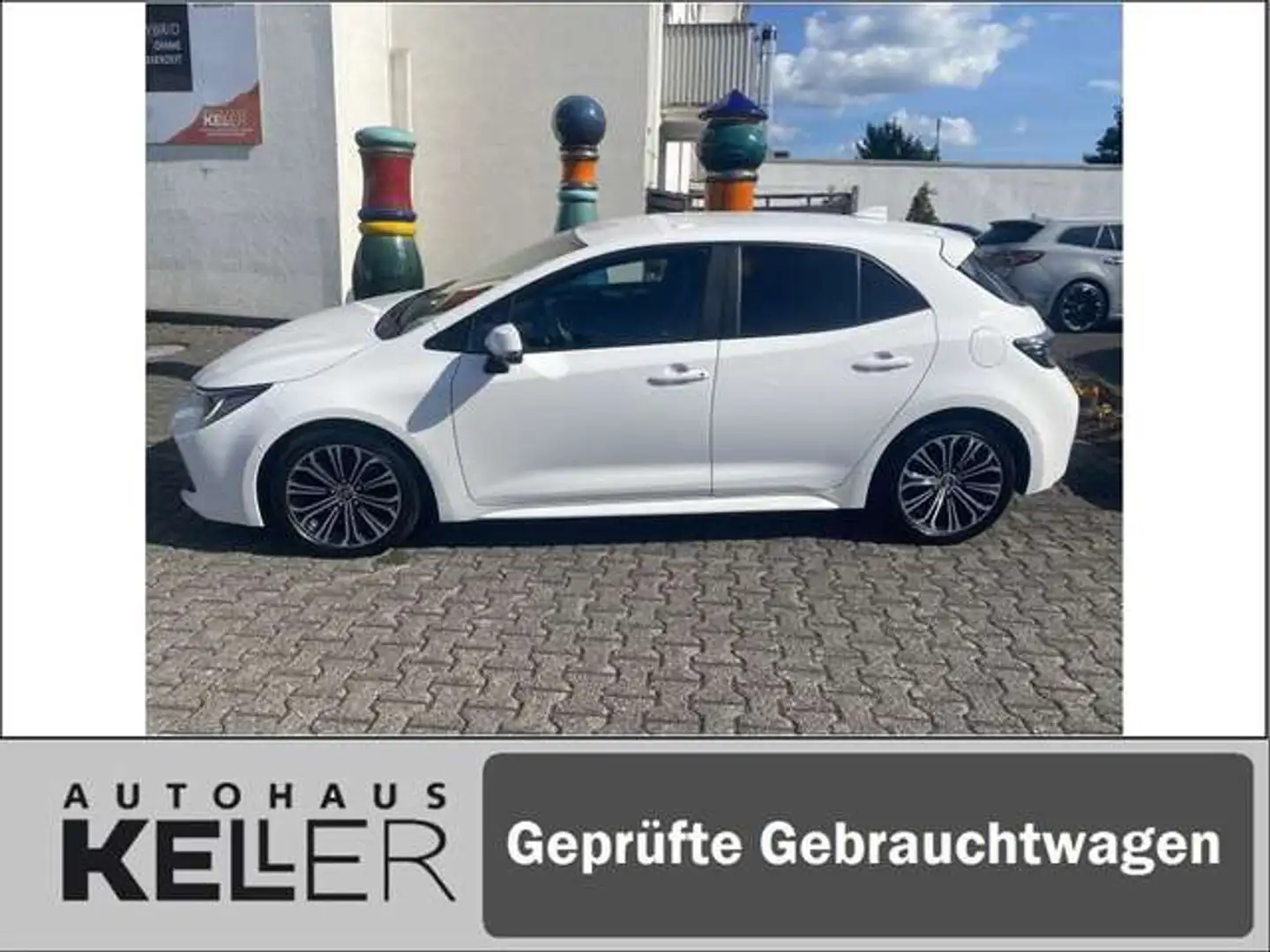 Toyota Corolla Corolla 2.0 Hybrid Club Technik P.-LED-Carplay Weiß - 2