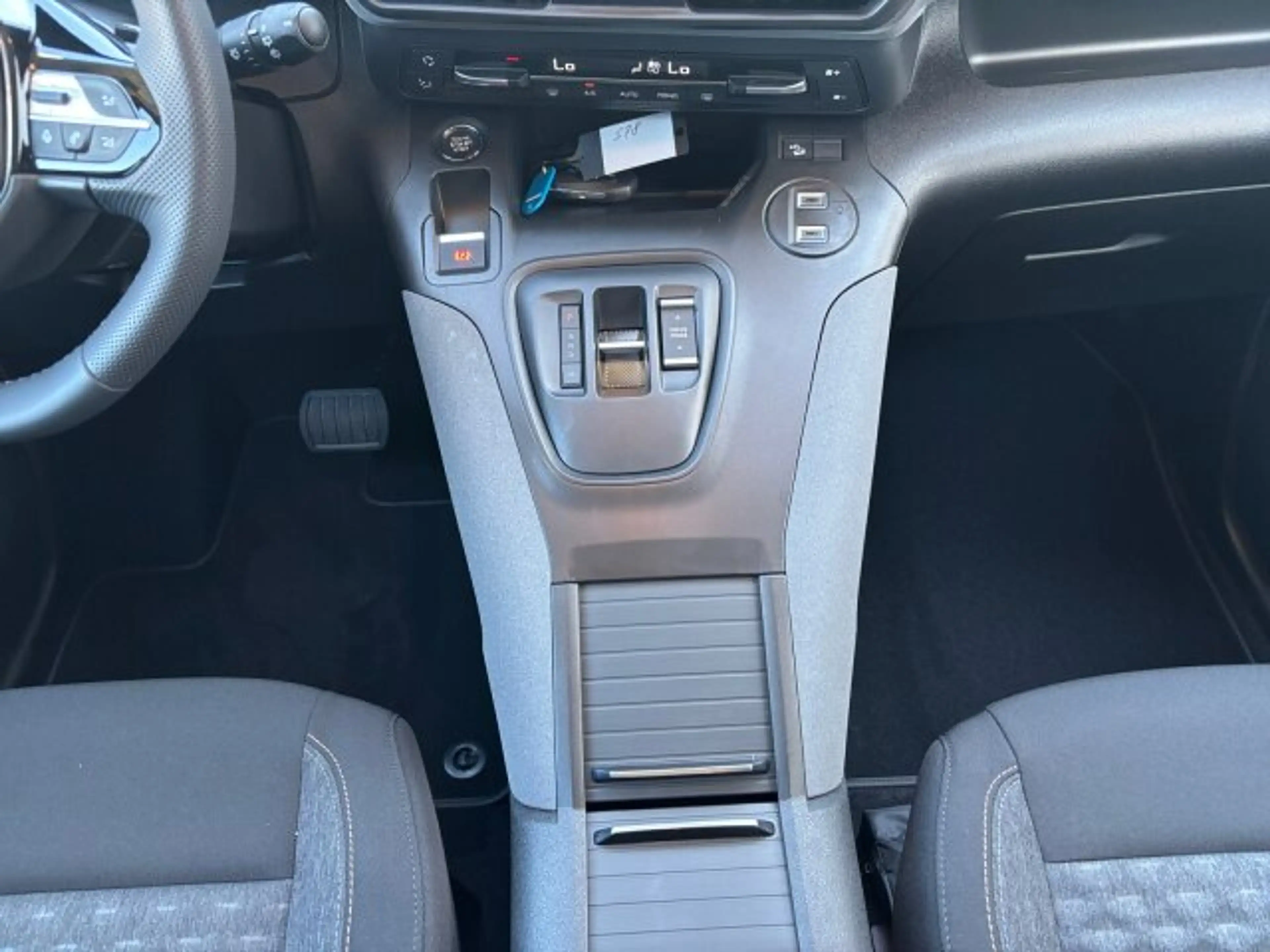 Peugeot Rifter Rifter GT 130 L1 +180°Kamera+Navi+FSH+SHZ+ACC+ — photo 14