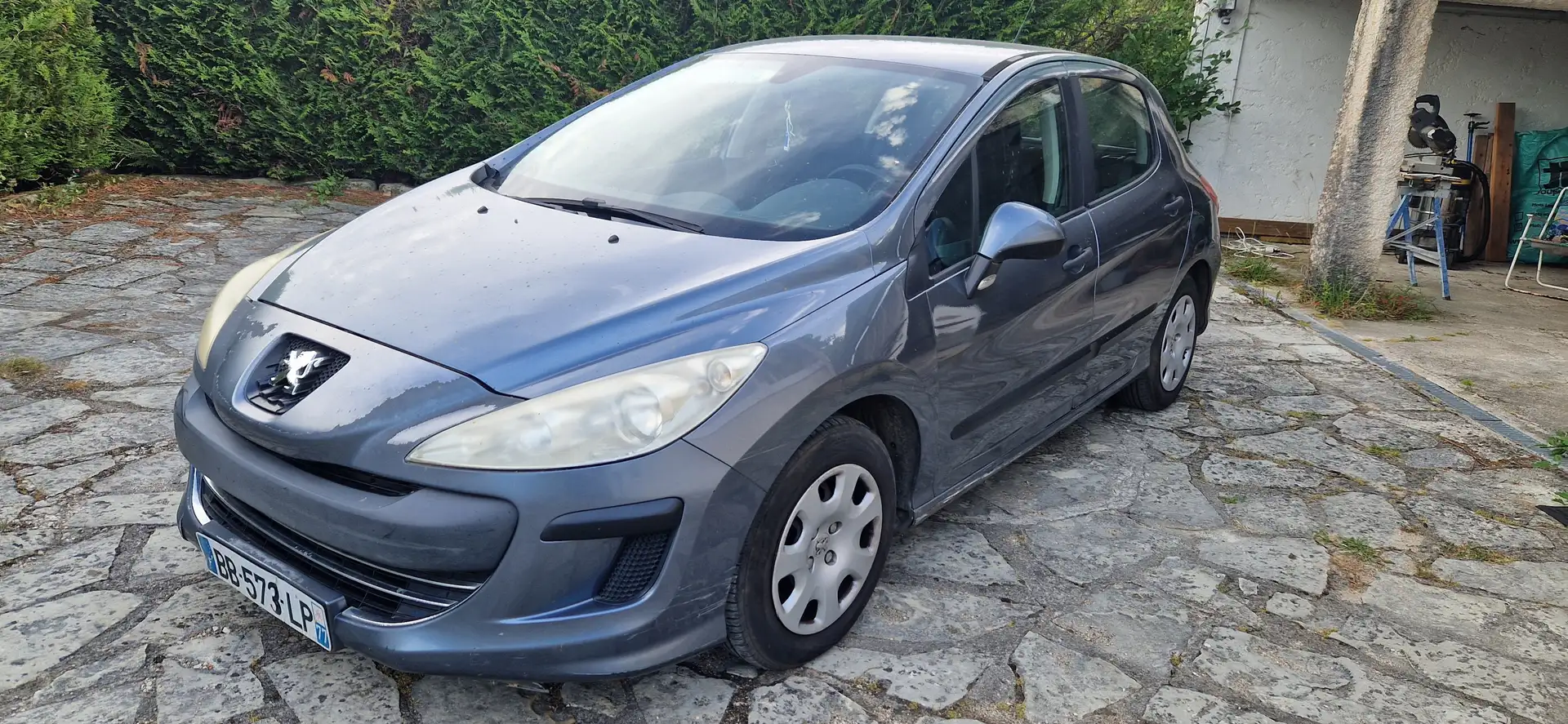 Peugeot 308 308 1.6 HDi 90ch BLUE LION Confort Gris - 1