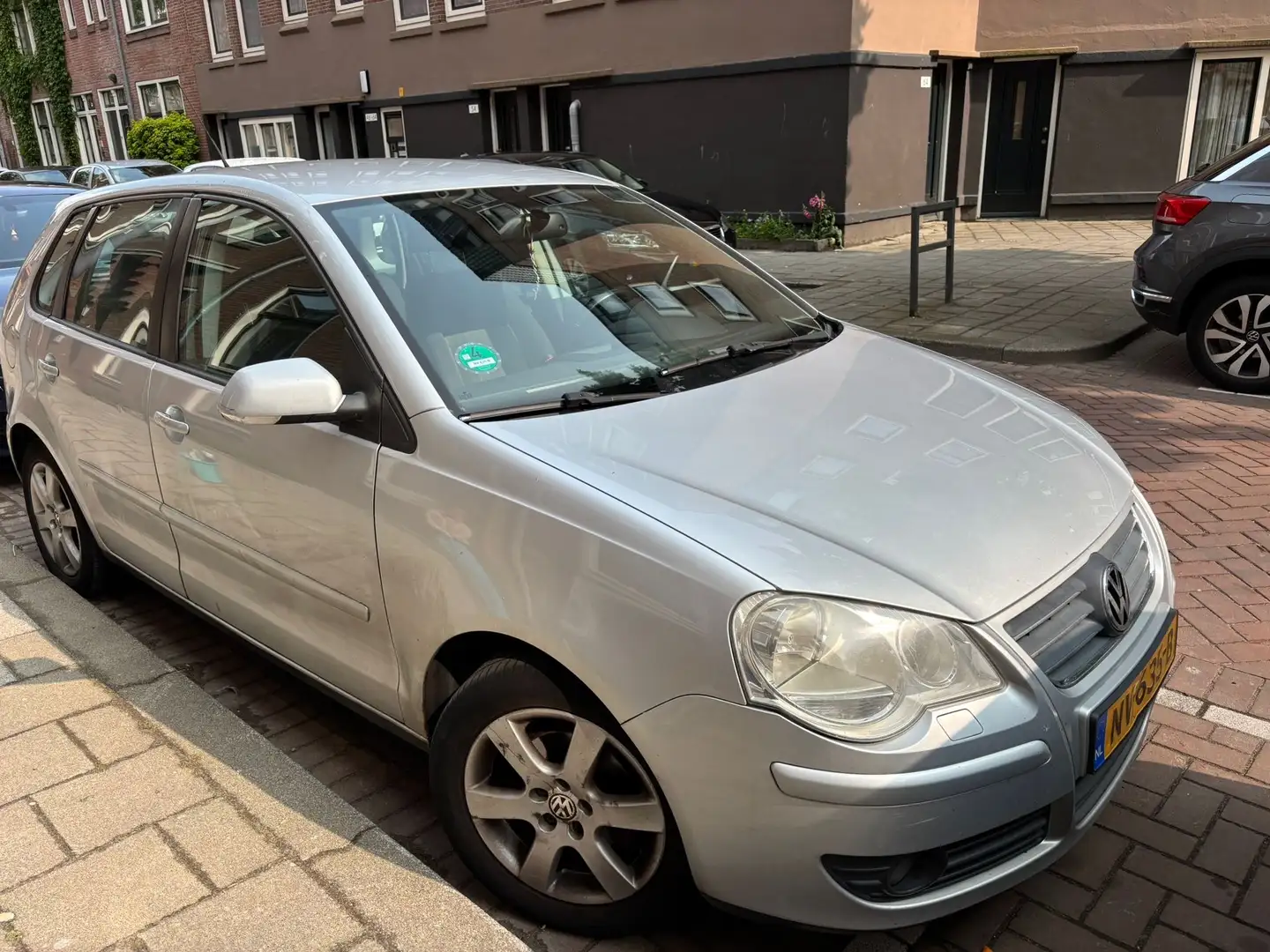 Volkswagen Polo Polo 1.2-12V Trendline Grijs - 2
