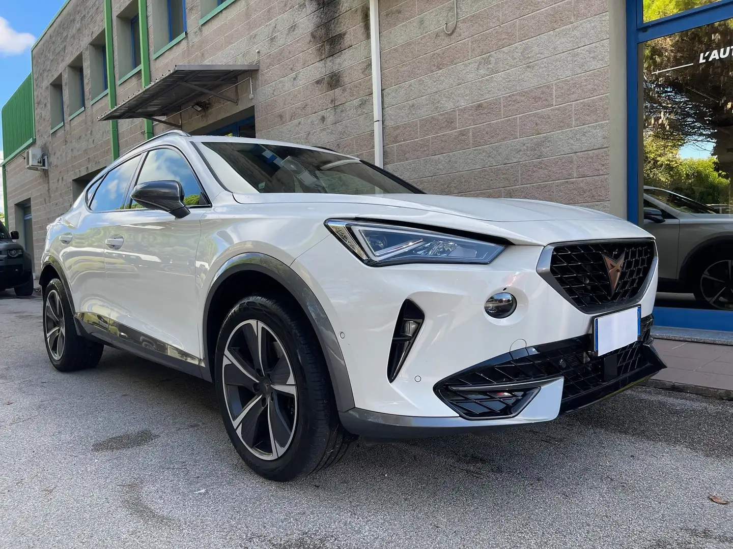 CUPRA Formentor 1.5 TSI 150CV DSG RETROCAMERA CERCHI DA 18" Bianco - 1