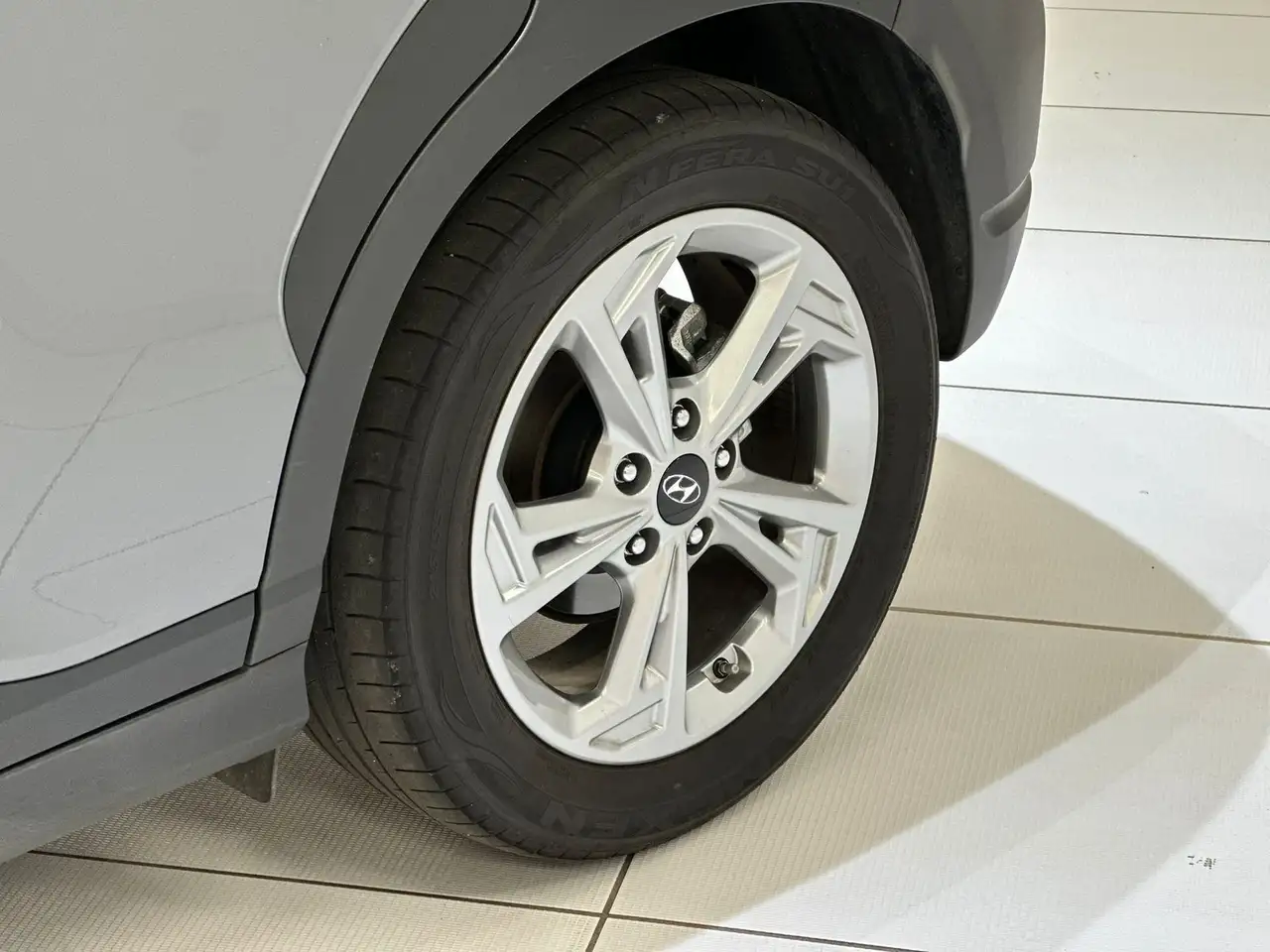Hyundai KONA 1.0 T-GDI 48V 120cv Xtech+ 24