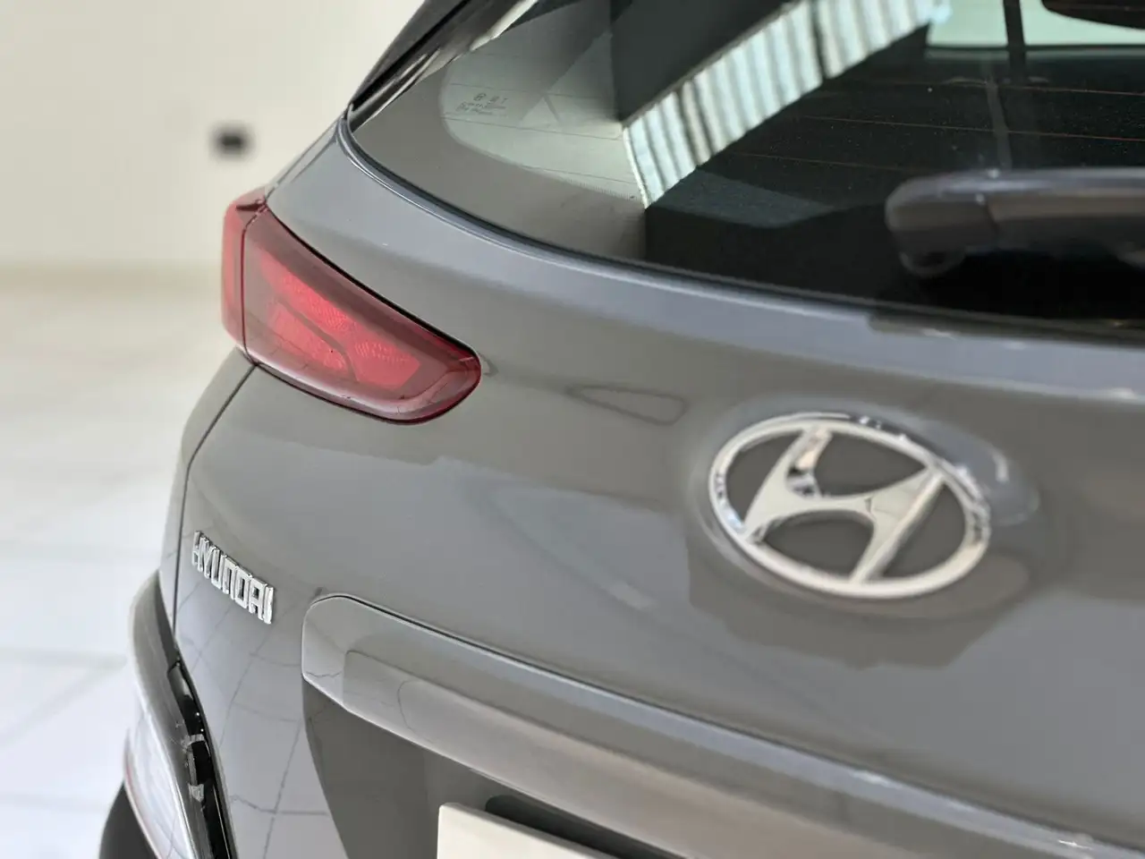 Hyundai KONA 1.0 T-GDI 48V 120cv Xtech+ 22
