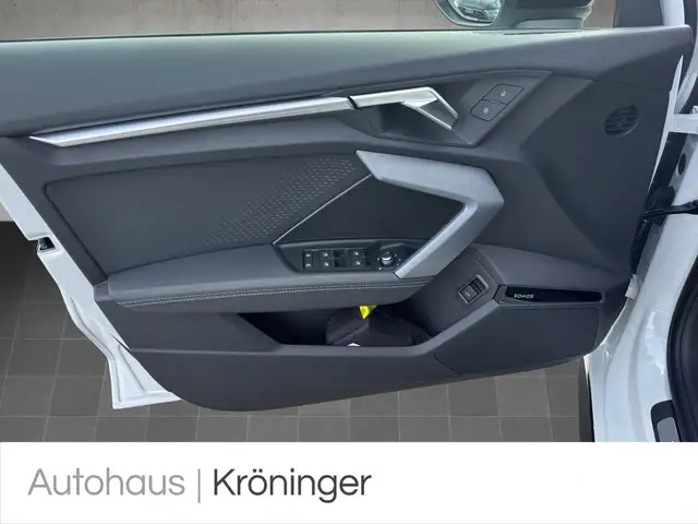 Audi A3 view 8