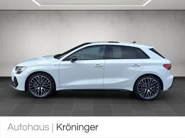 Audi A3 view 3