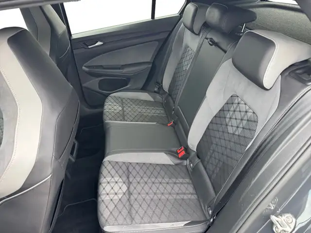 Volkswagen Golf view 10