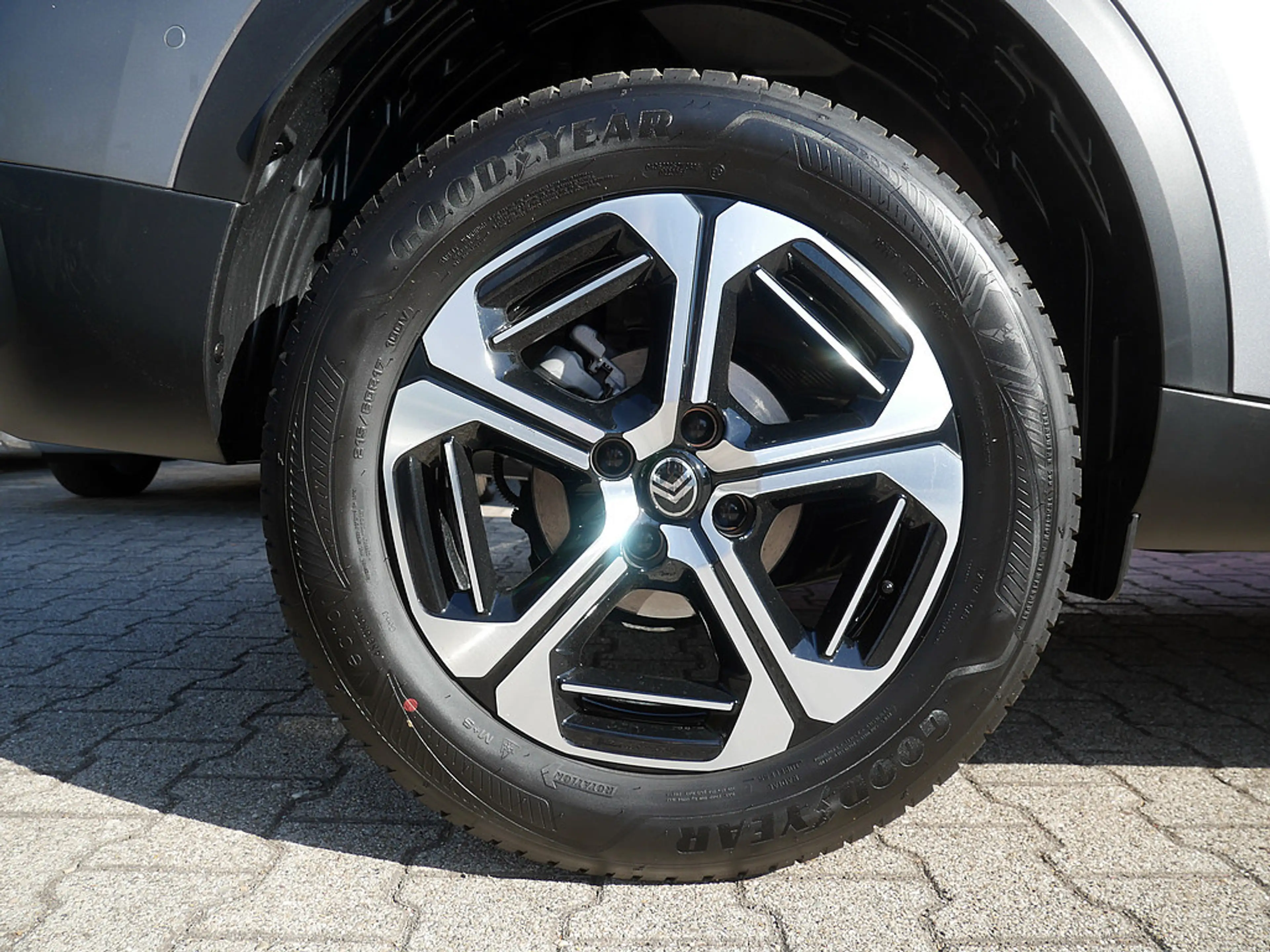 Citroen C3 Aircross Hybrid 145 Max KAMERA NAVI LED — photo 10