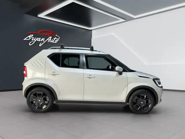 Suzuki Ignis 1.2 TOP 2WD HYBRID