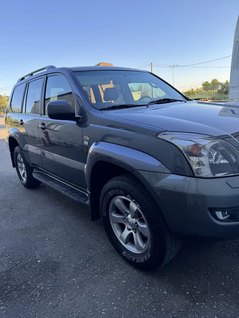 Toyota Land Cruiser kdj120 5p 3.0 d-4d Sol auto my05 - 1