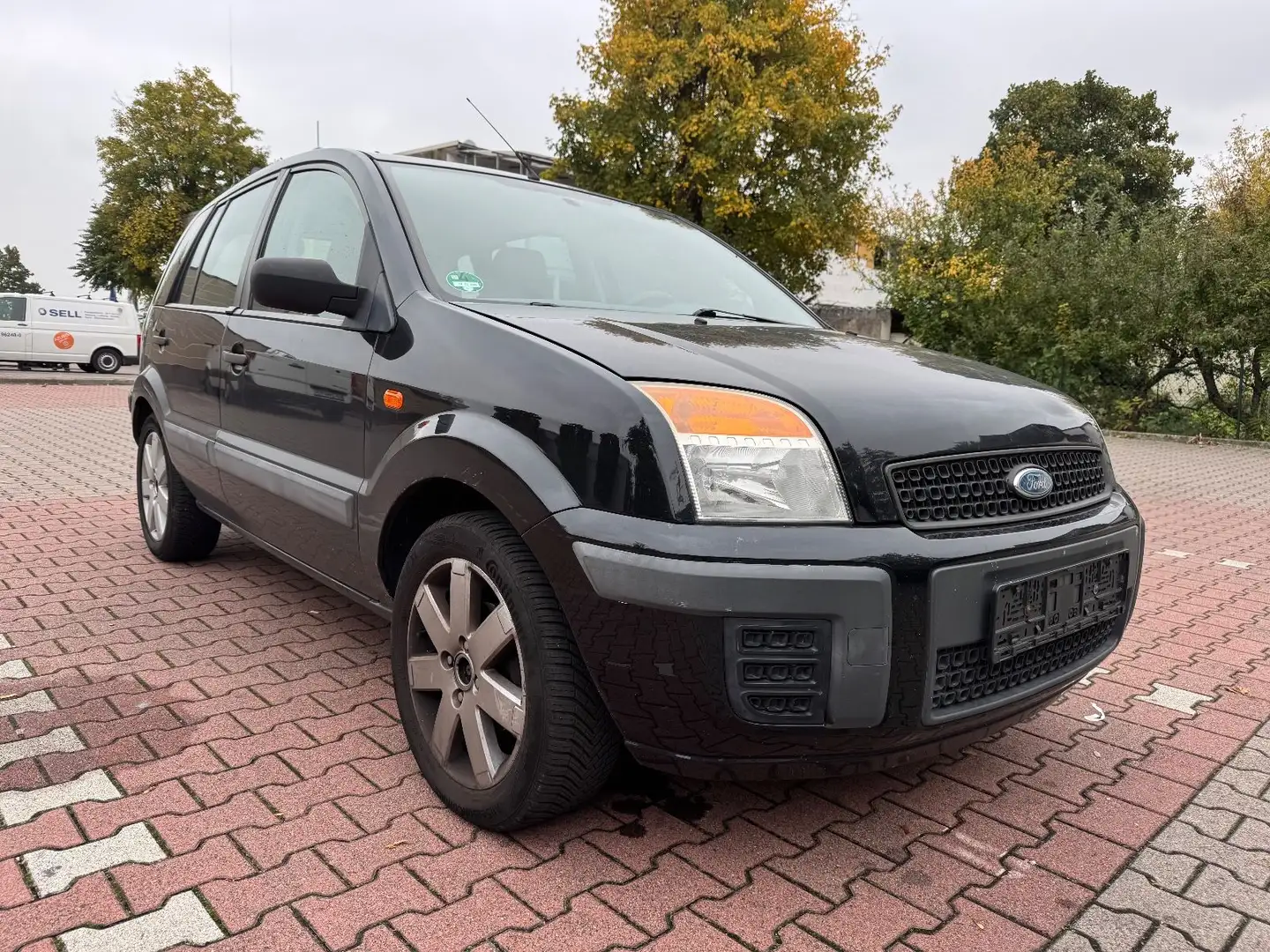 Ford Fusion Fun  *TÜV 06-2026* Schwarz - 2