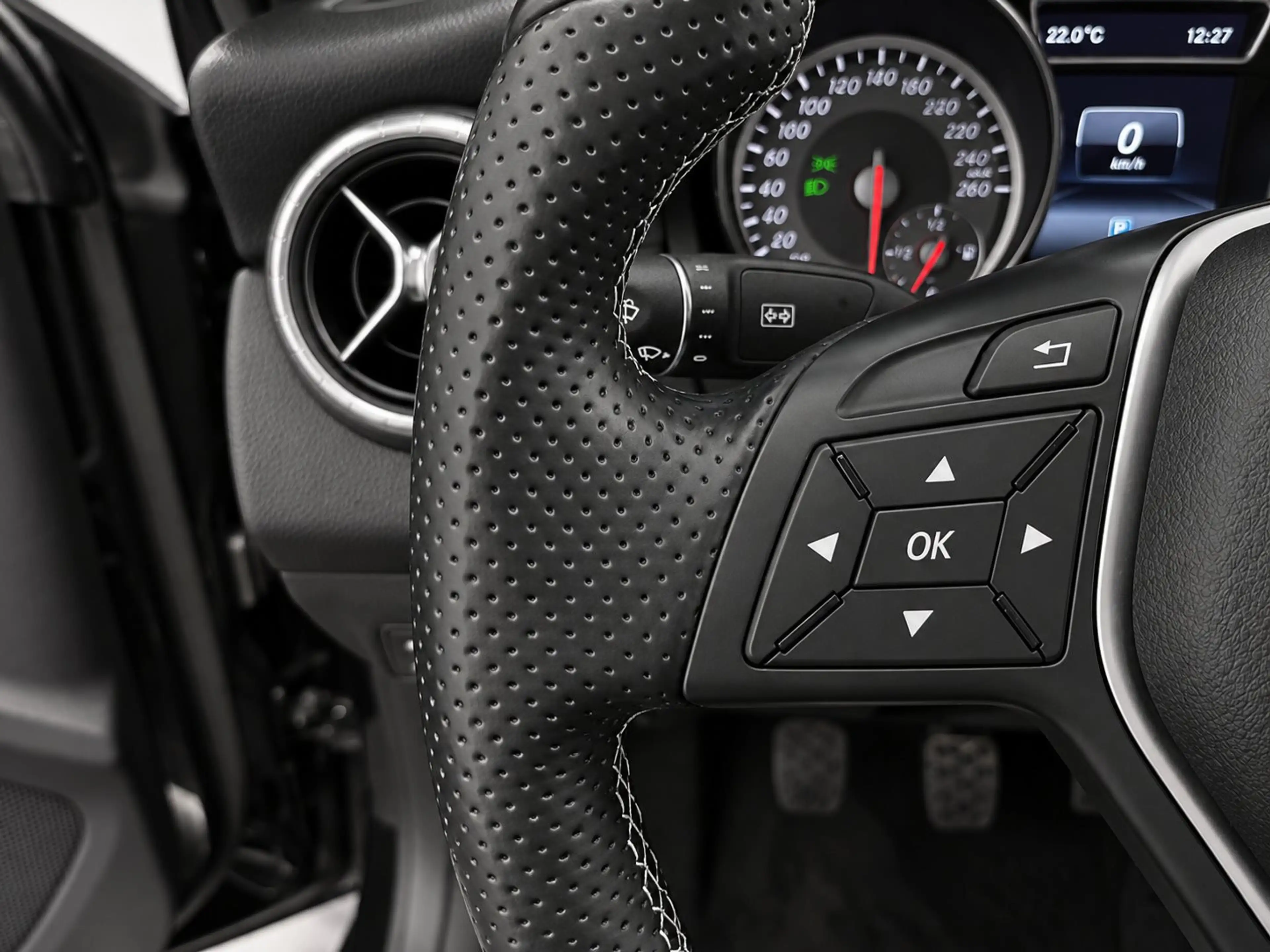 Mercedes-Benz CLA 200 CLA 200 Xenon Leder PDC — photo 12