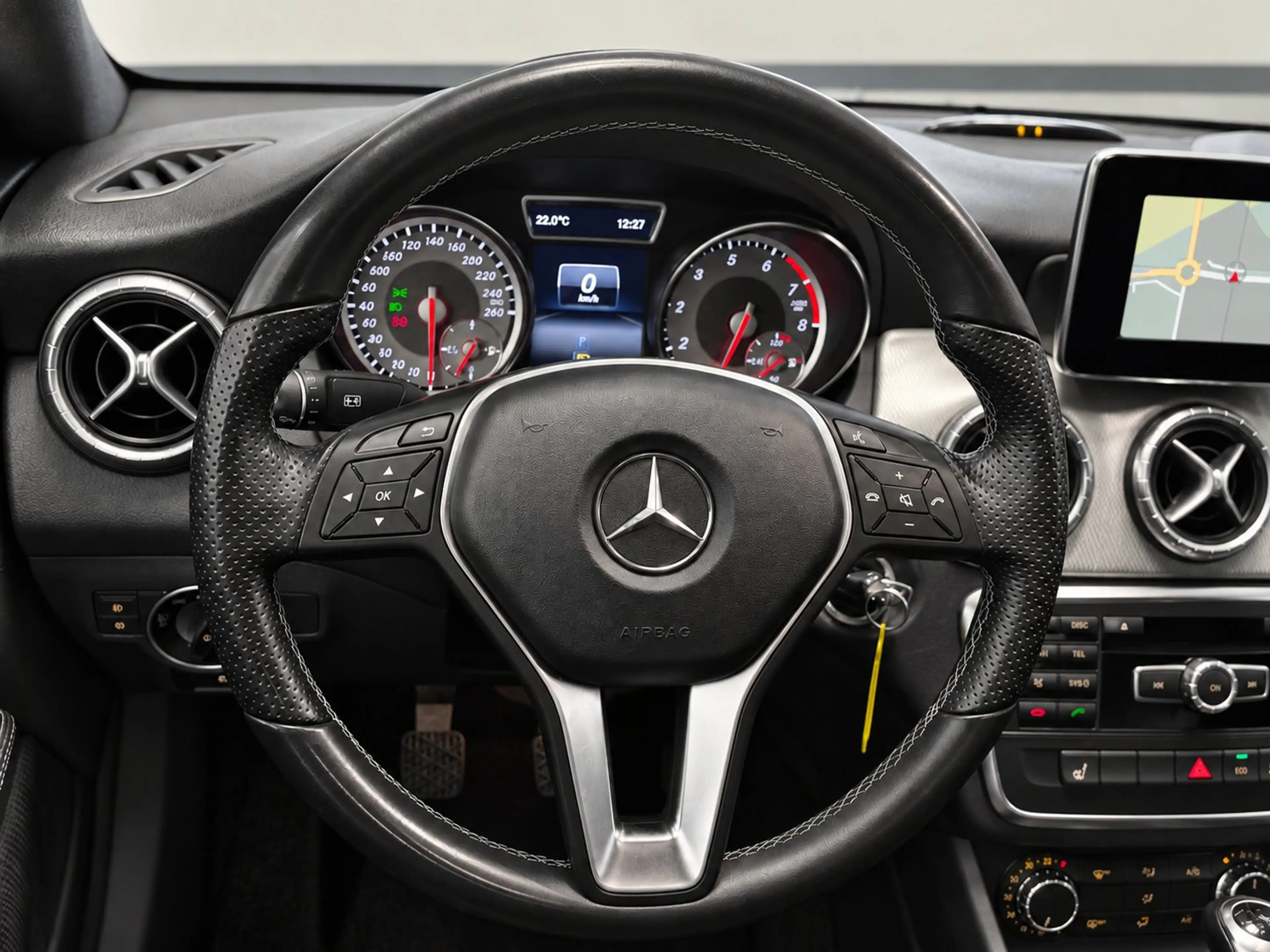 Mercedes-Benz CLA 200 CLA 200 Xenon Leder PDC — photo 10