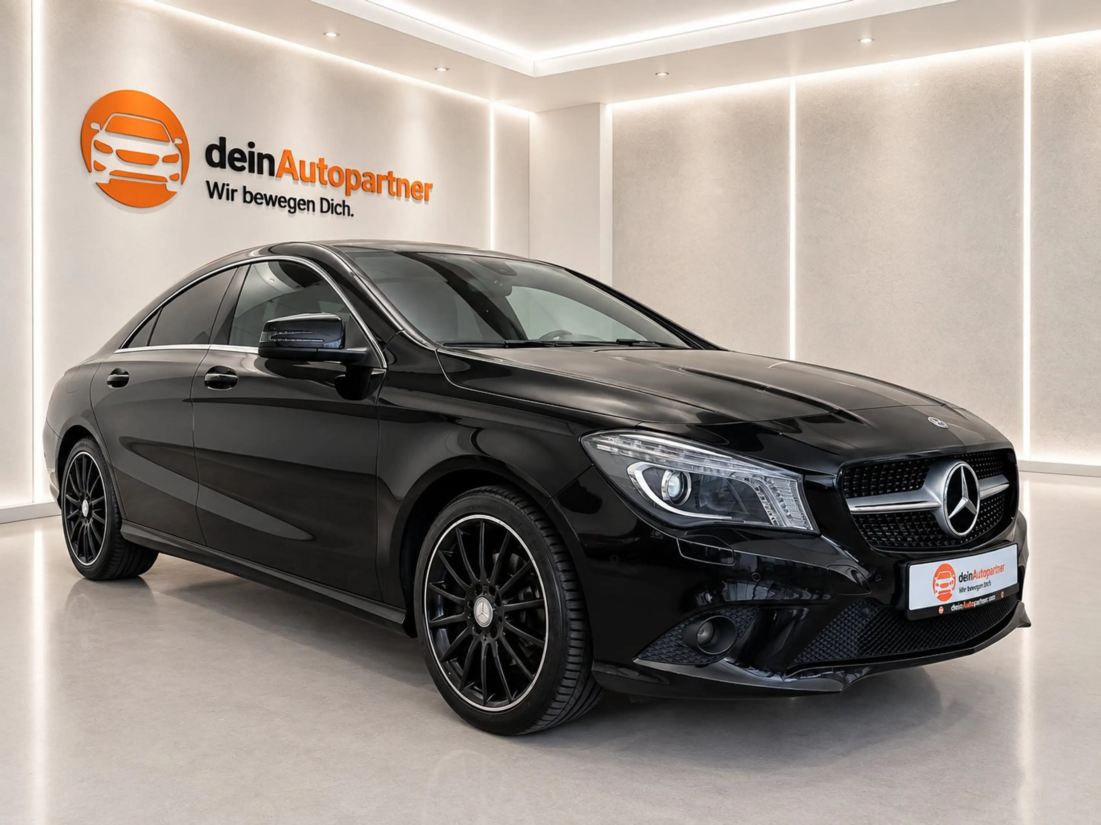 Mercedes-Benz CLA 200 CLA 200 Xenon Leder PDC — photo 3