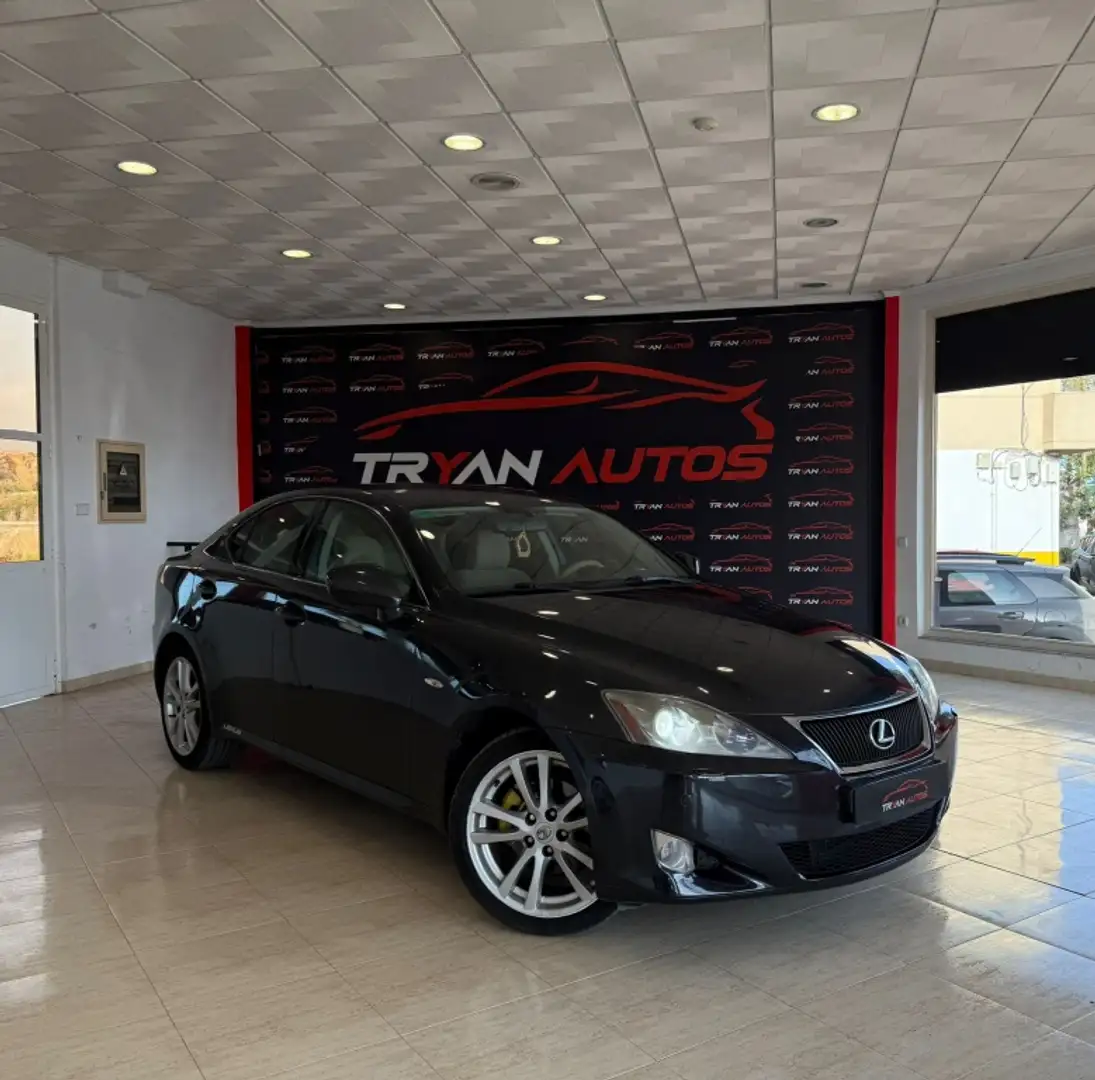 Lexus IS 220d Sport Negro - 1